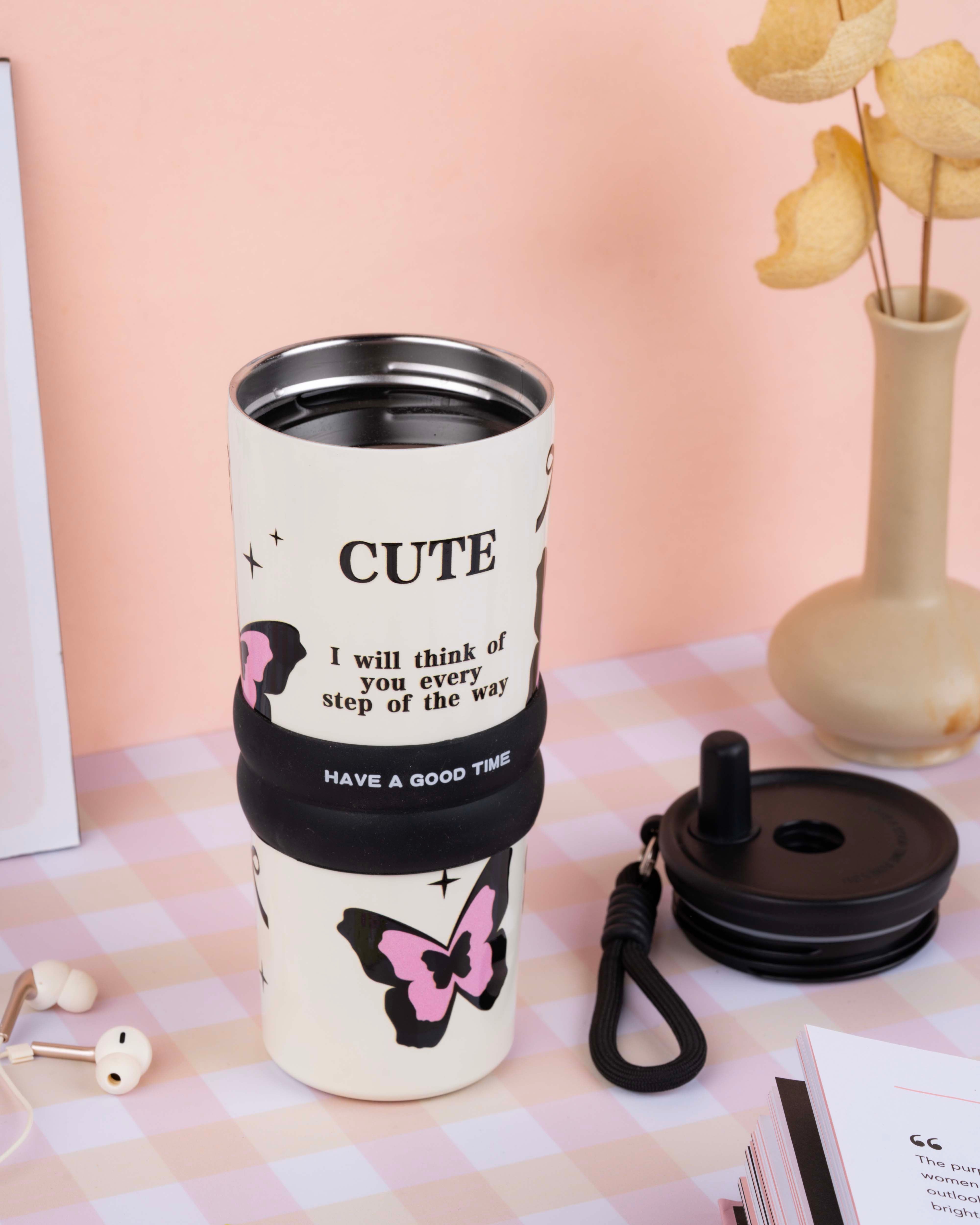 710 ML Stainless Steel Insulated Tumbler with Straw