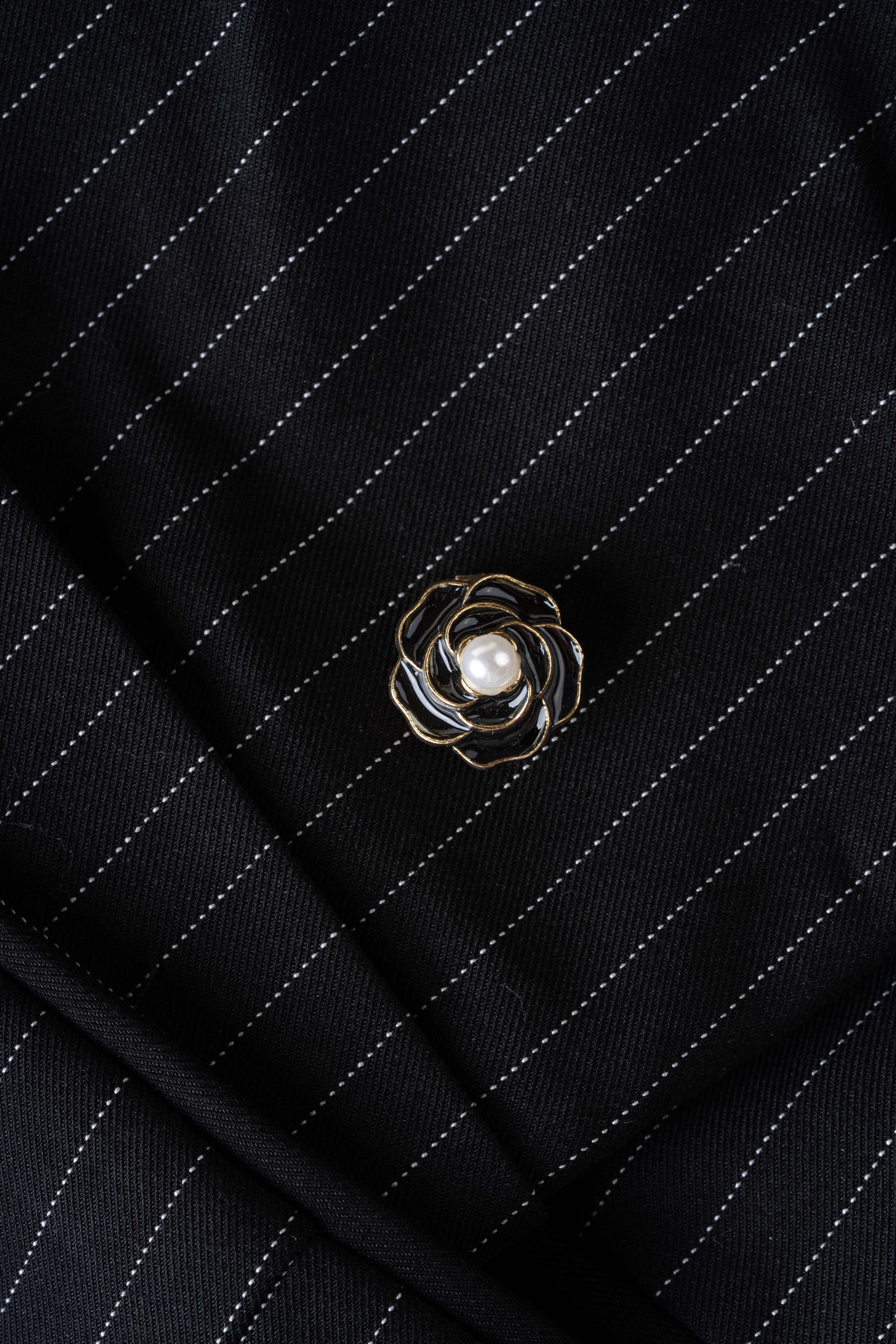 Camellia Black – 1 Piece