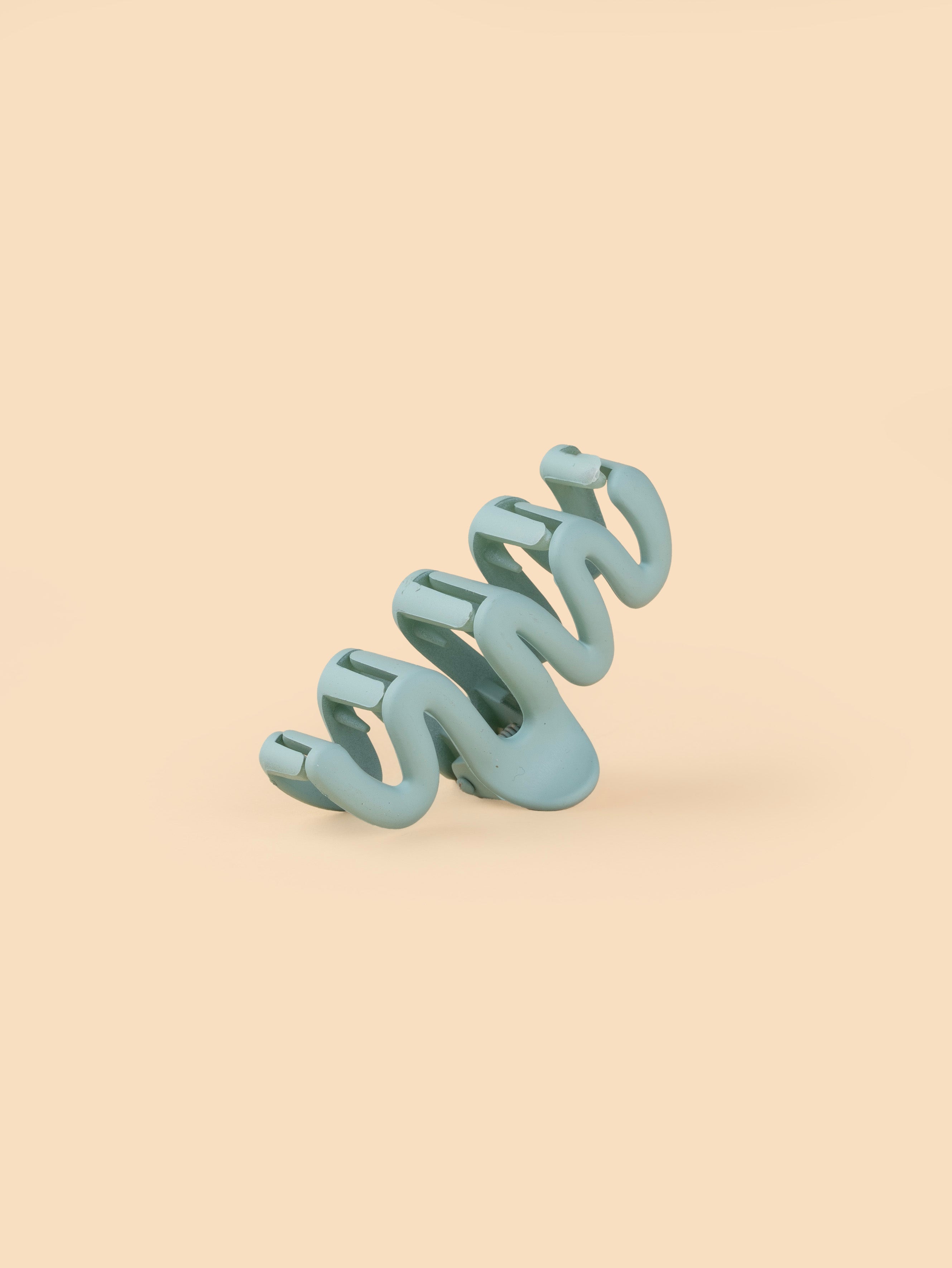 Wavy Claw - Medium