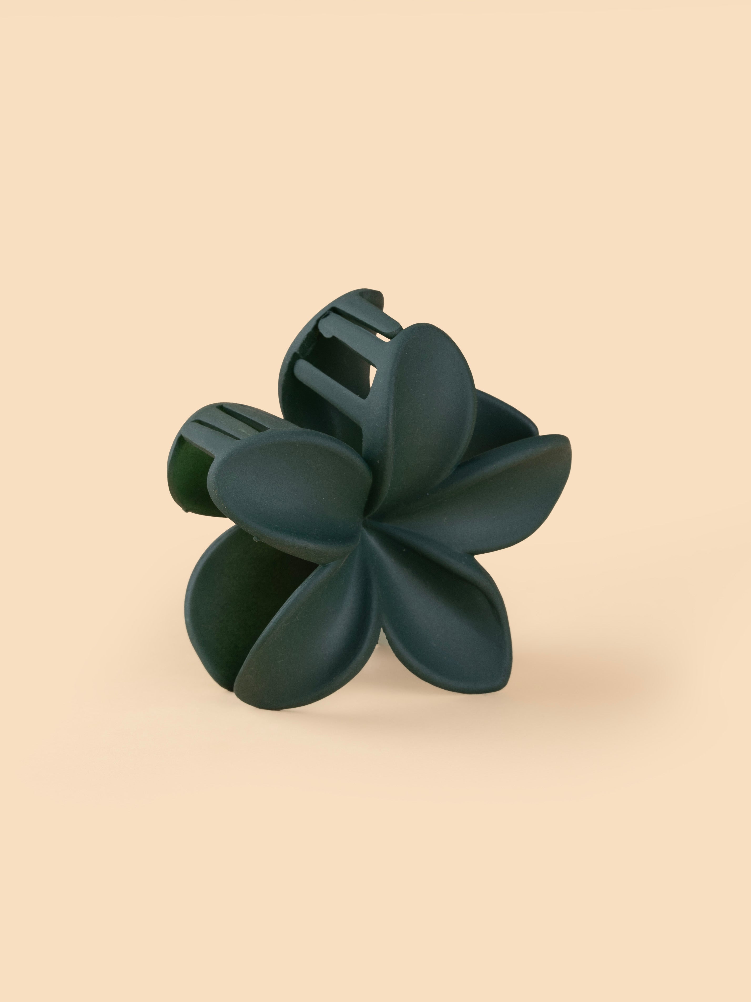 Matte Flower Claw - Large