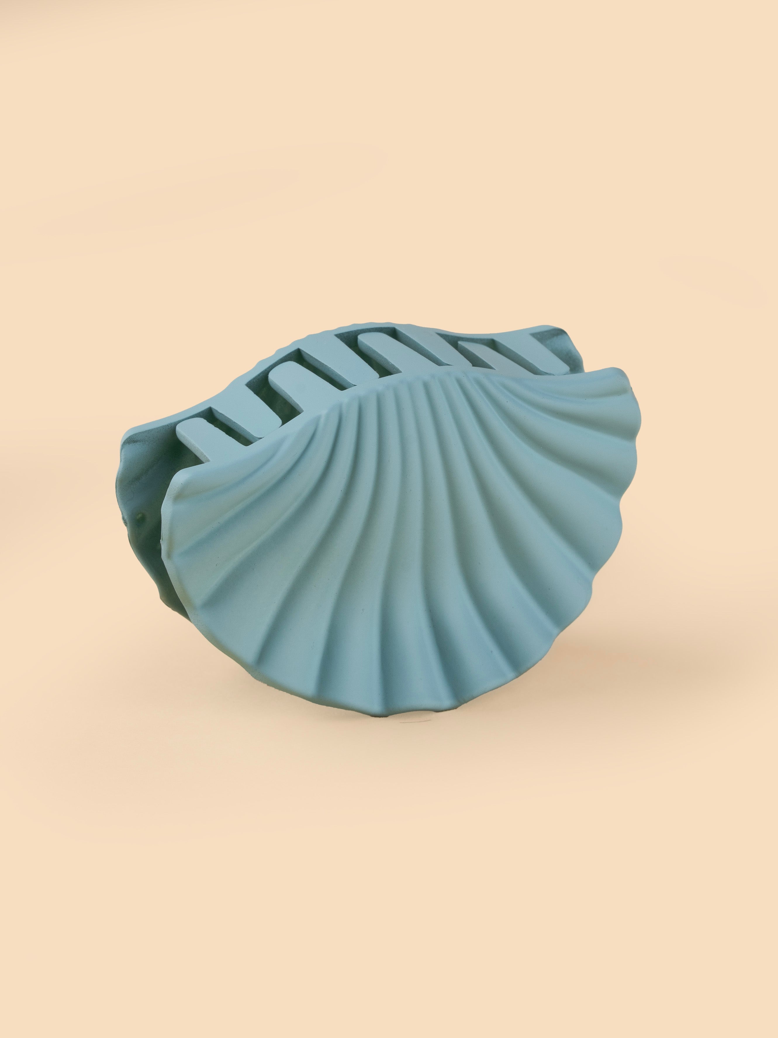 Matte Shell Claw - Medium