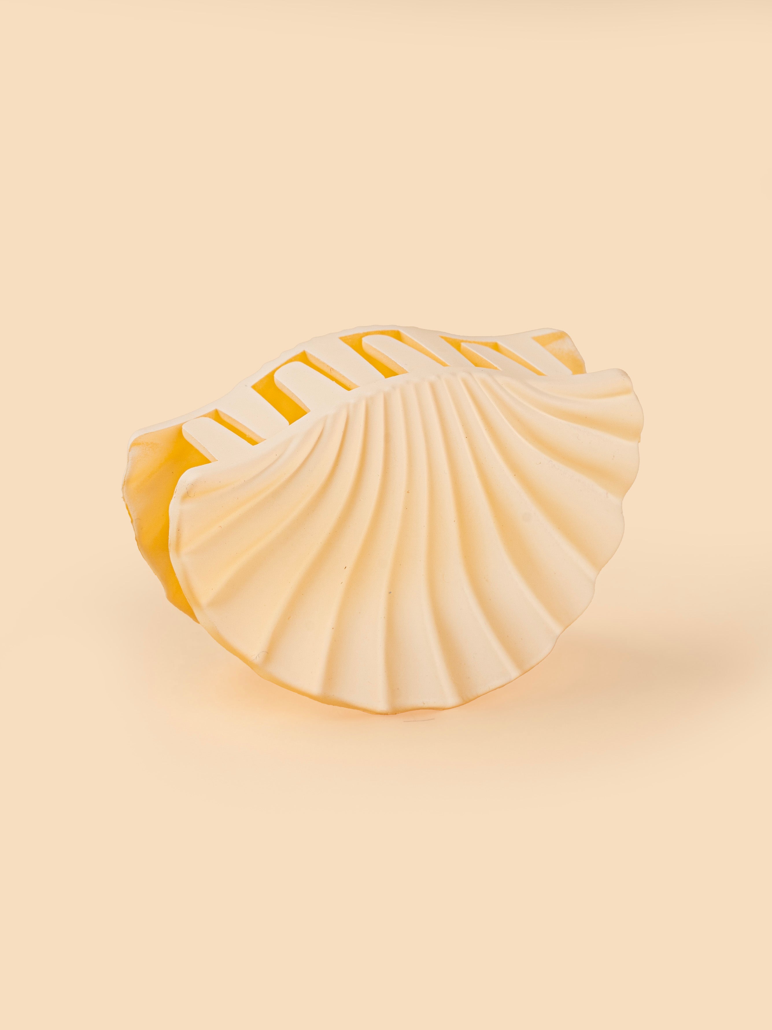 Matte Shell Claw - Medium