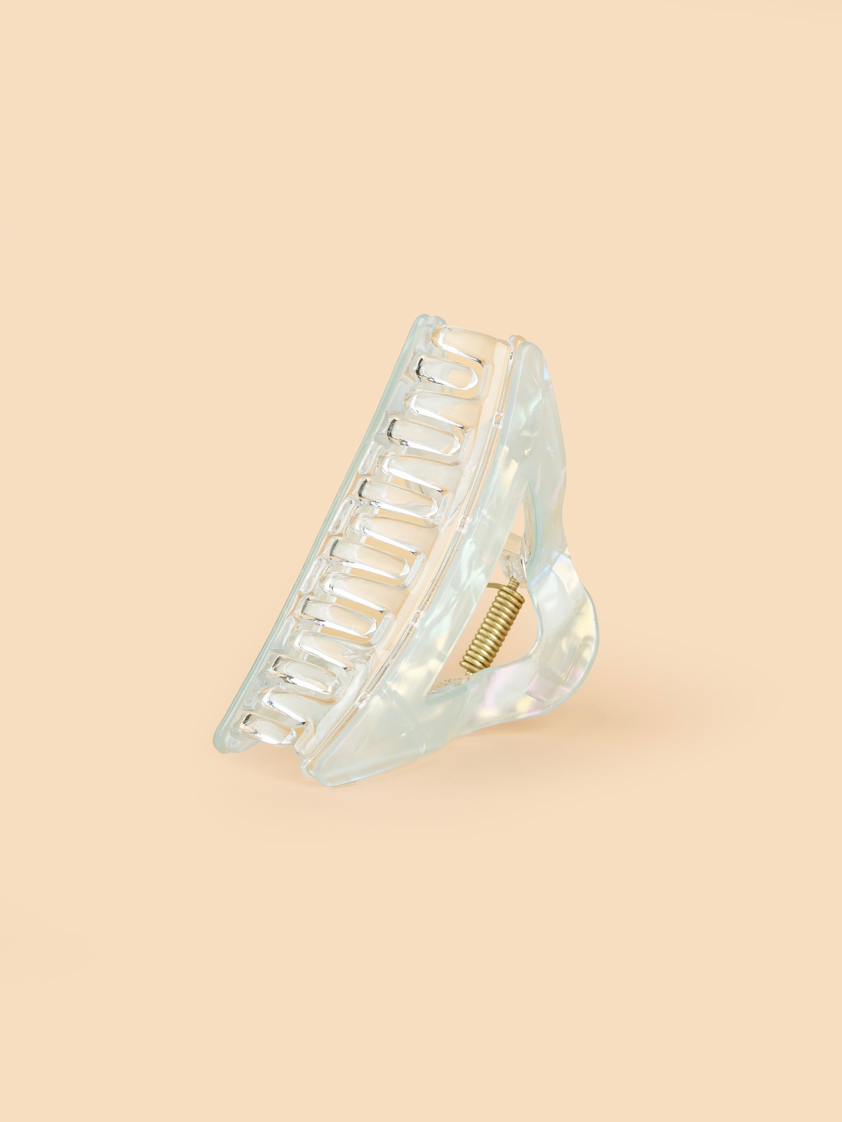 Crystal Triangle Claw - Medium