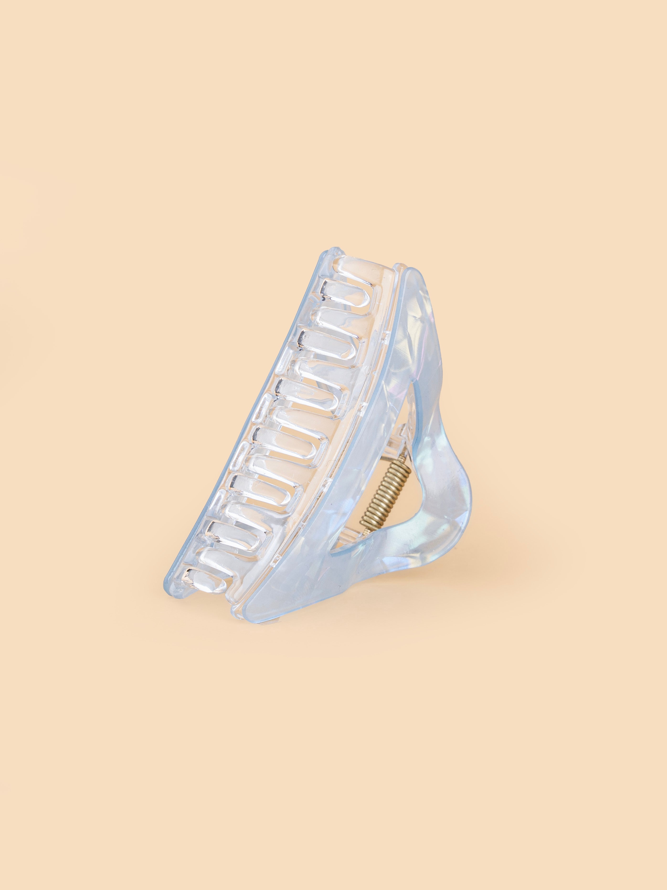 Crystal Triangle Claw - Medium