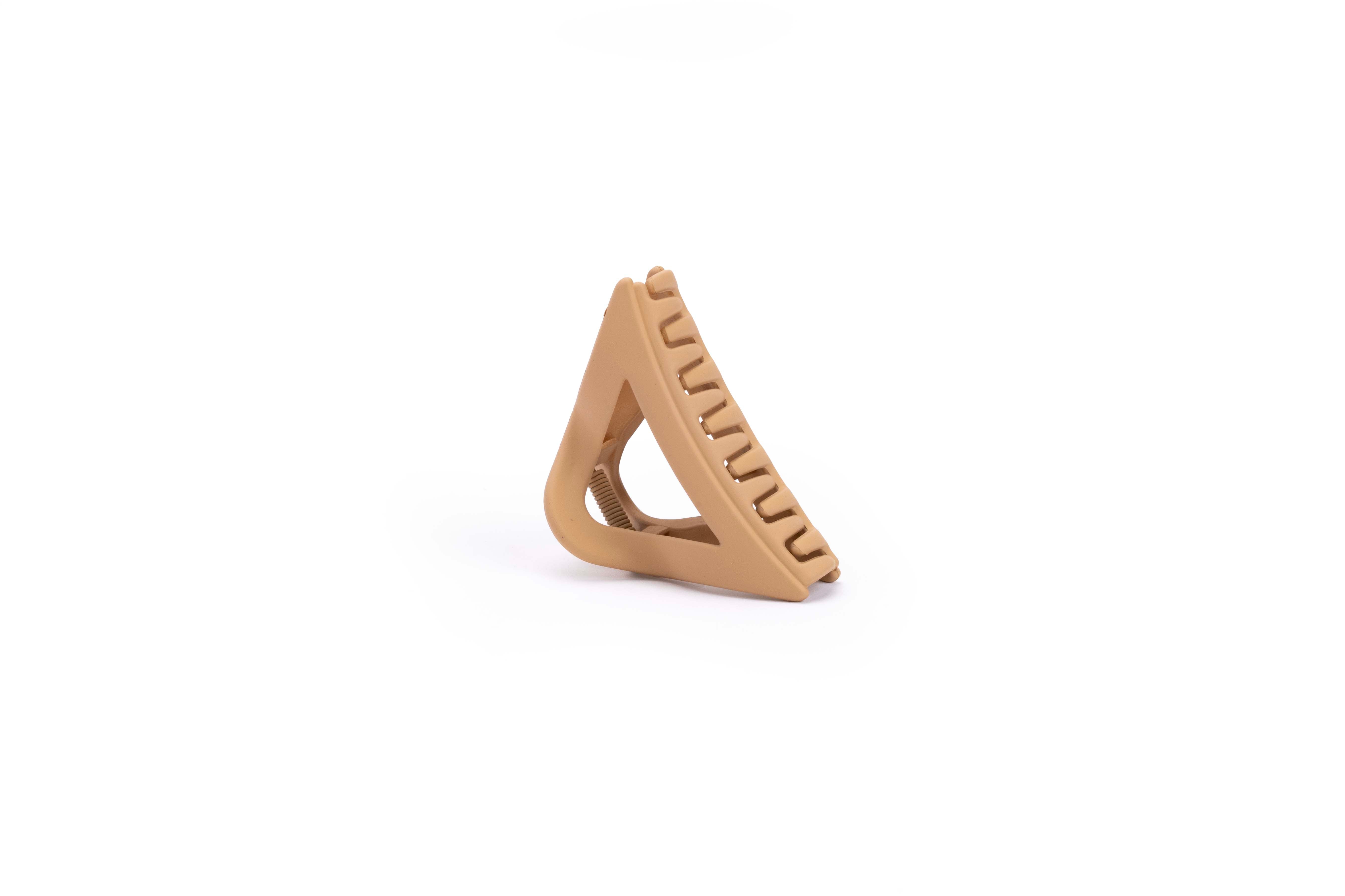 Triangle Claw - Medium Matte
