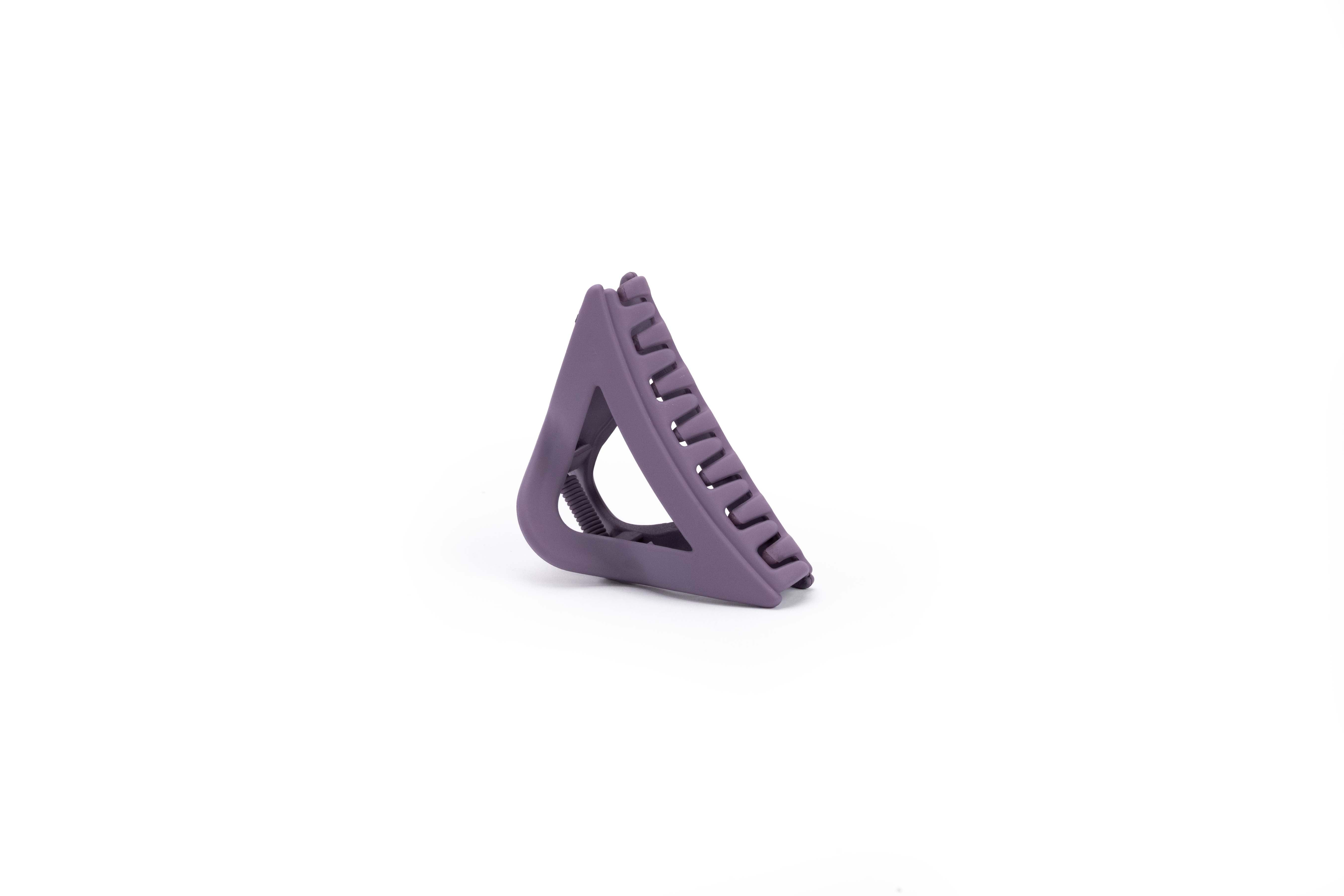 Triangle Claw - Medium Matte