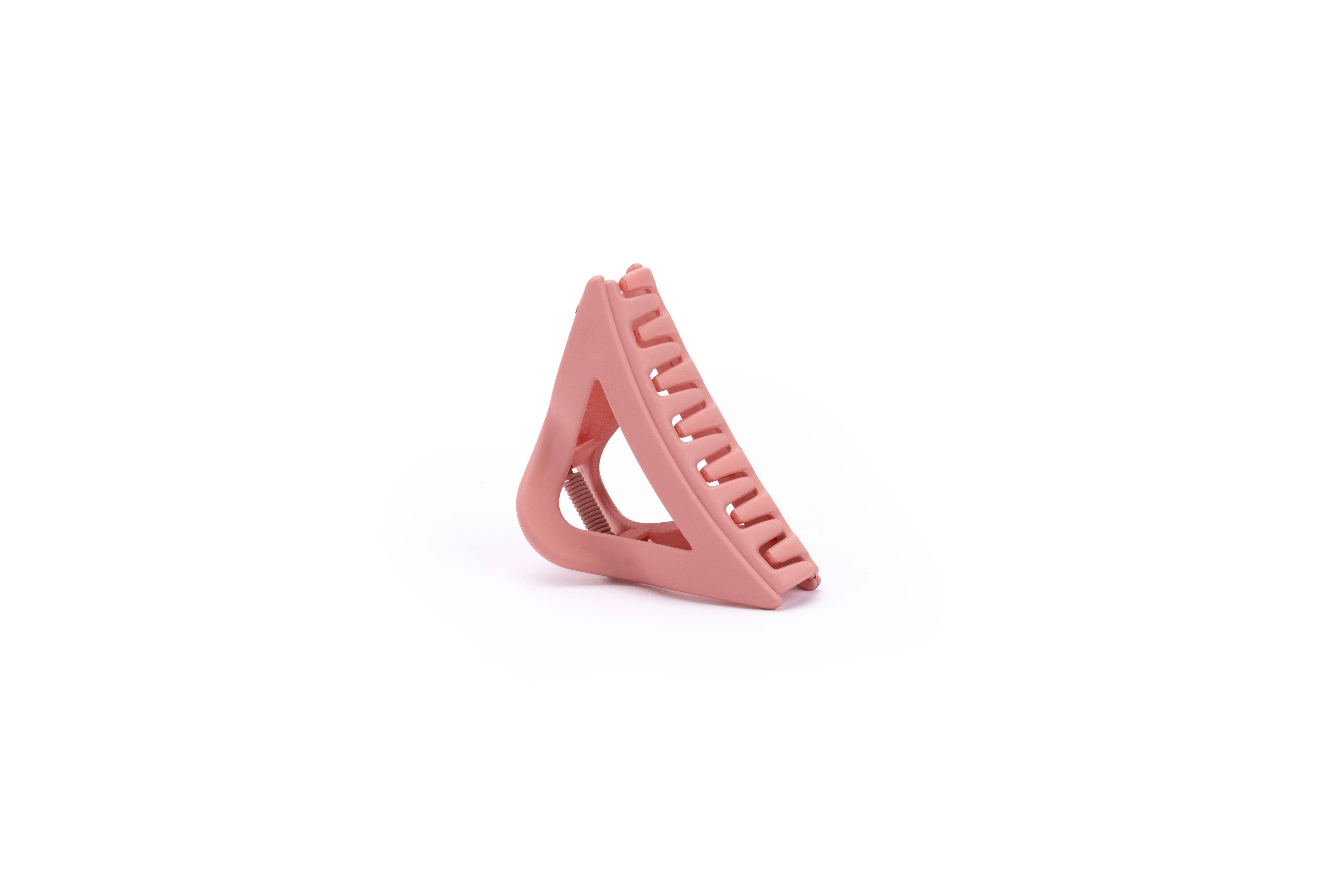 Triangle Claw - Medium Matte
