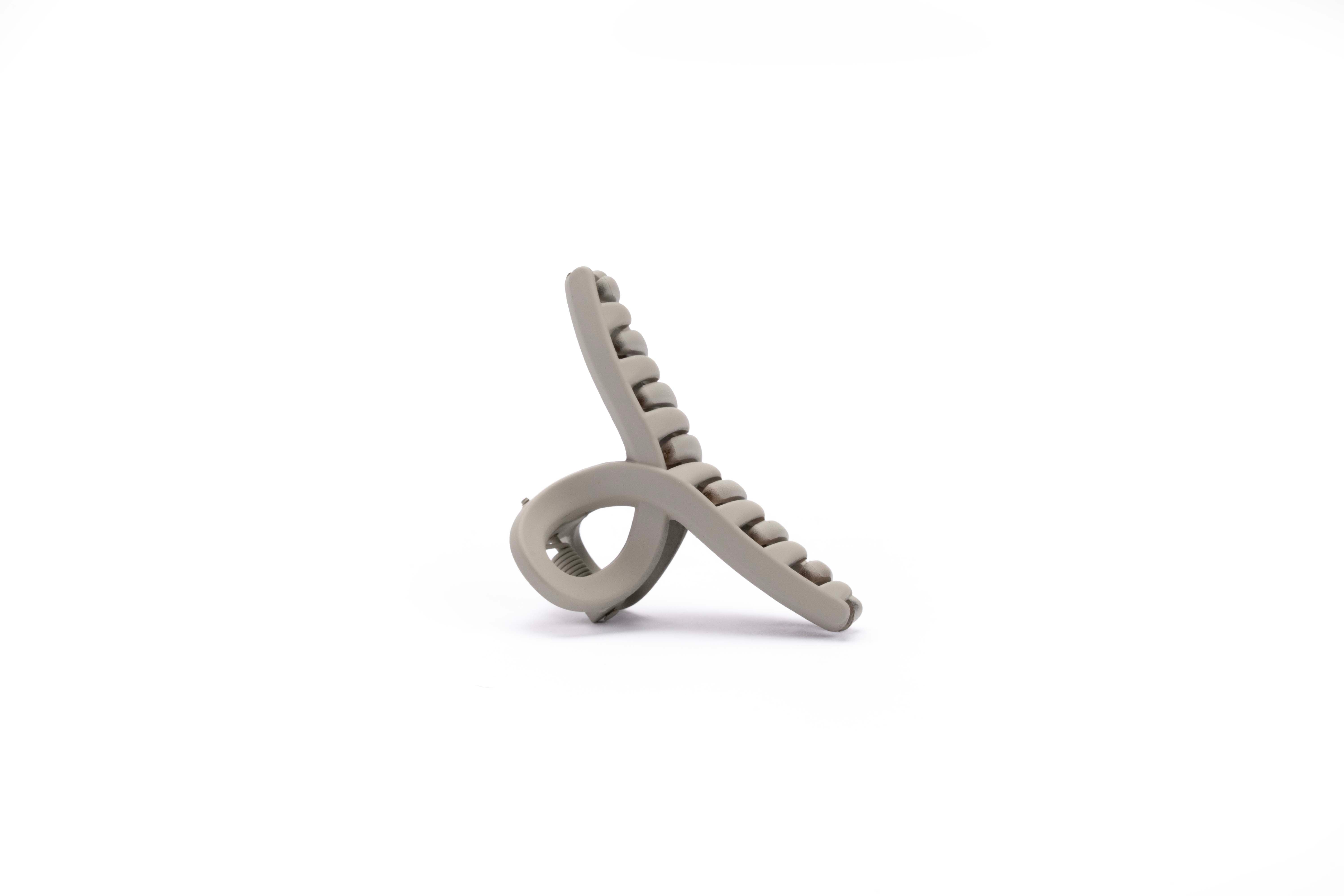 Ribbon Twist - Medium Matte