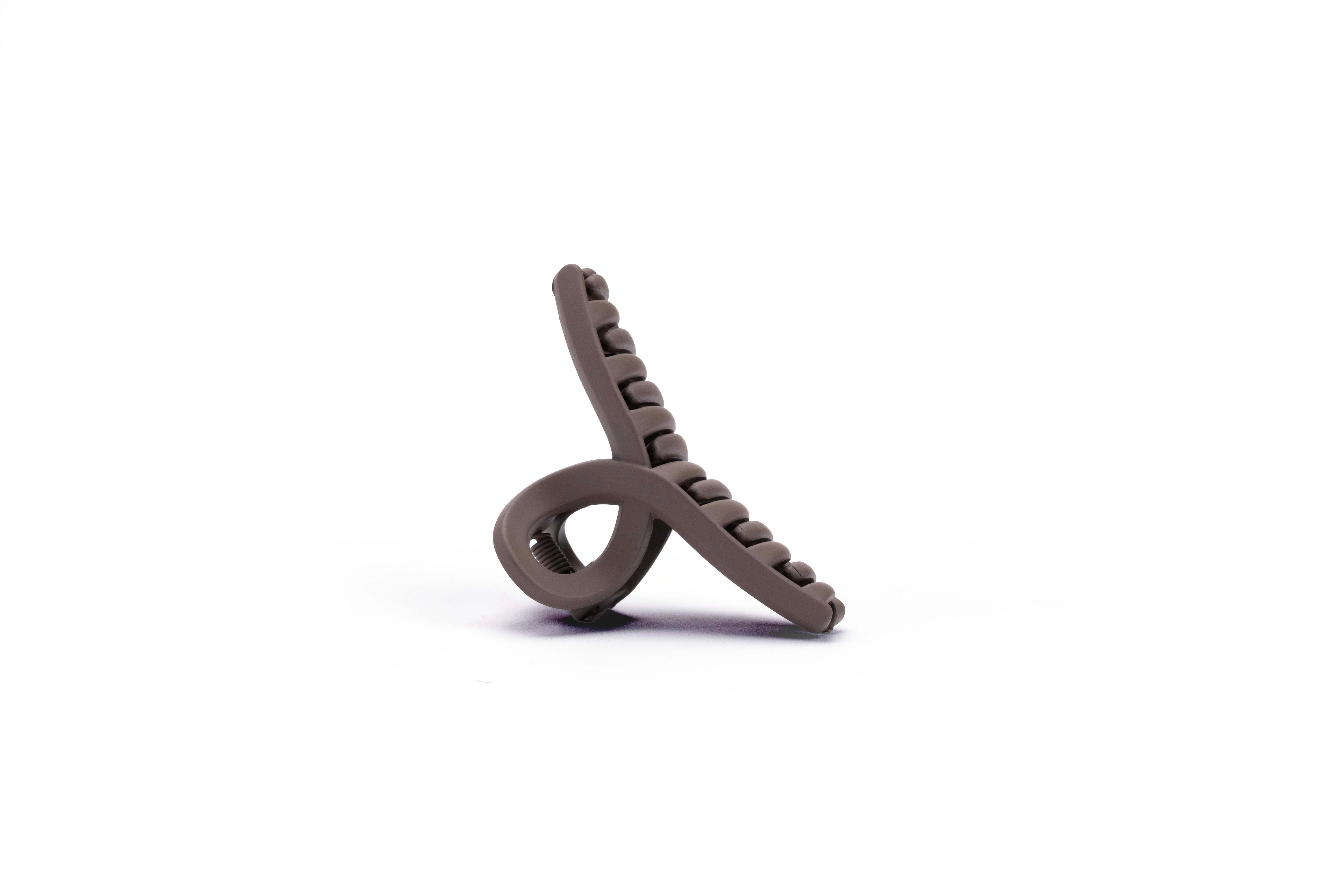 Ribbon Twist - Medium Matte