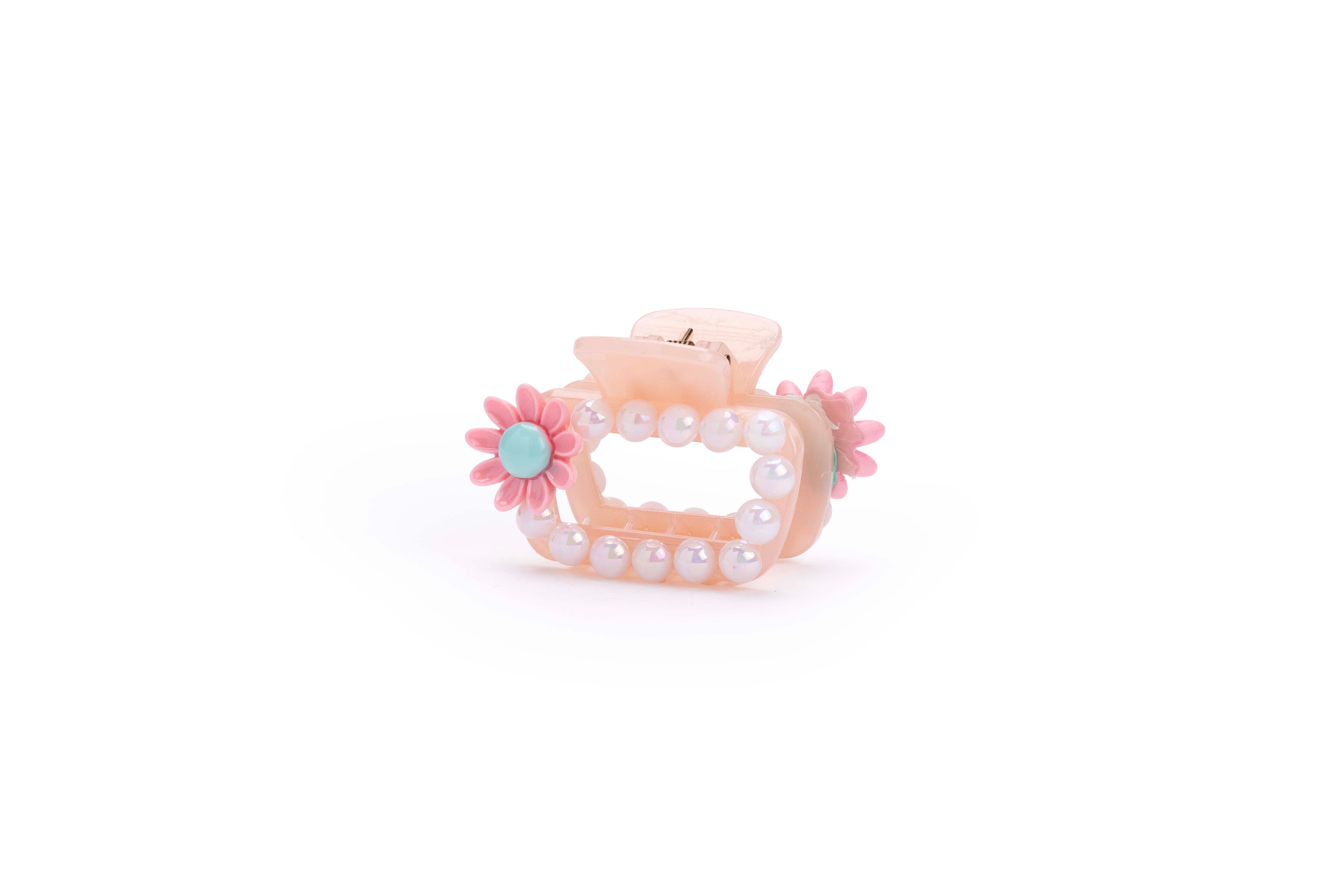 Pearl Daisy Hair Claw