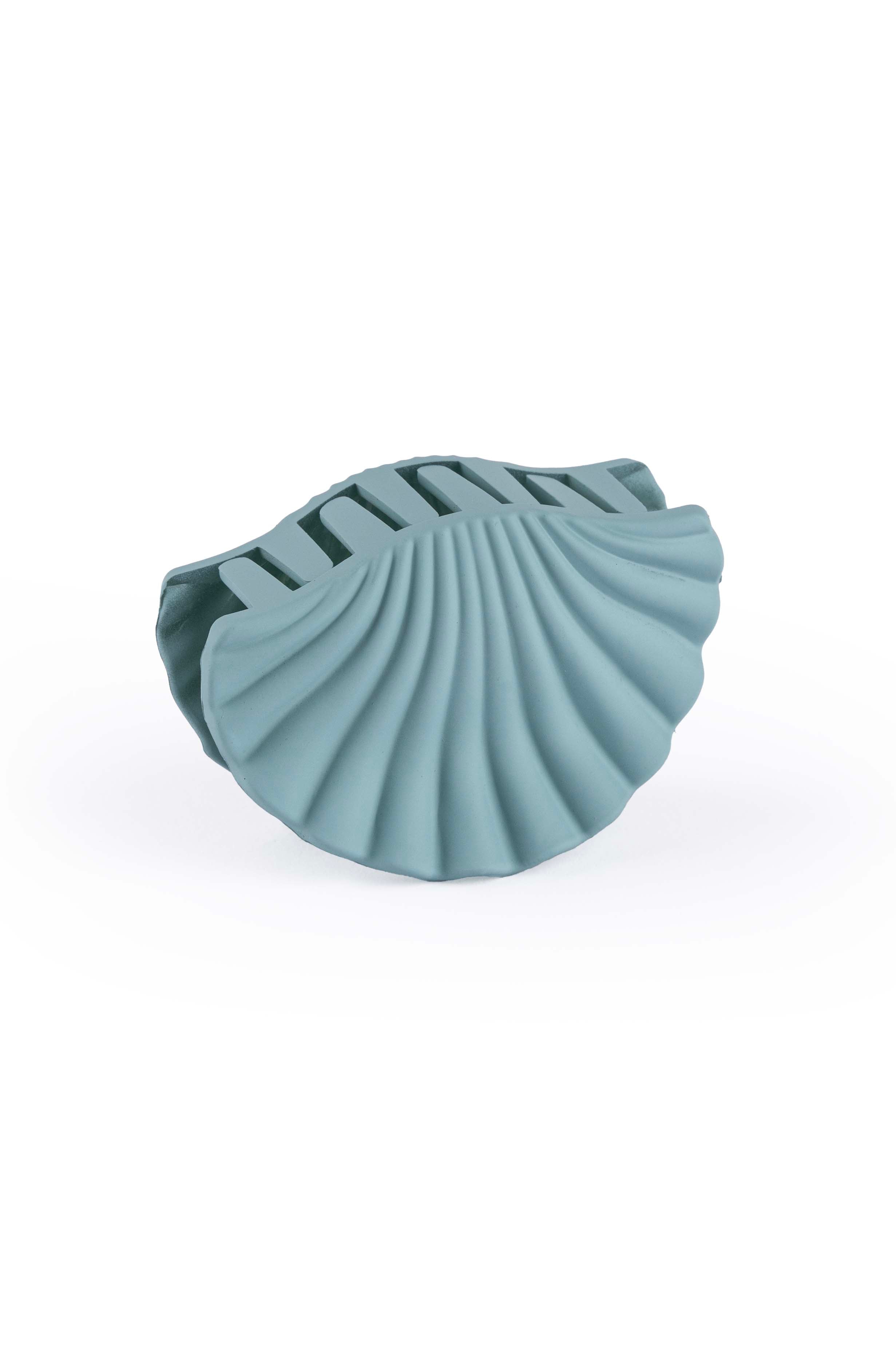 Matte Shell Claw - Medium