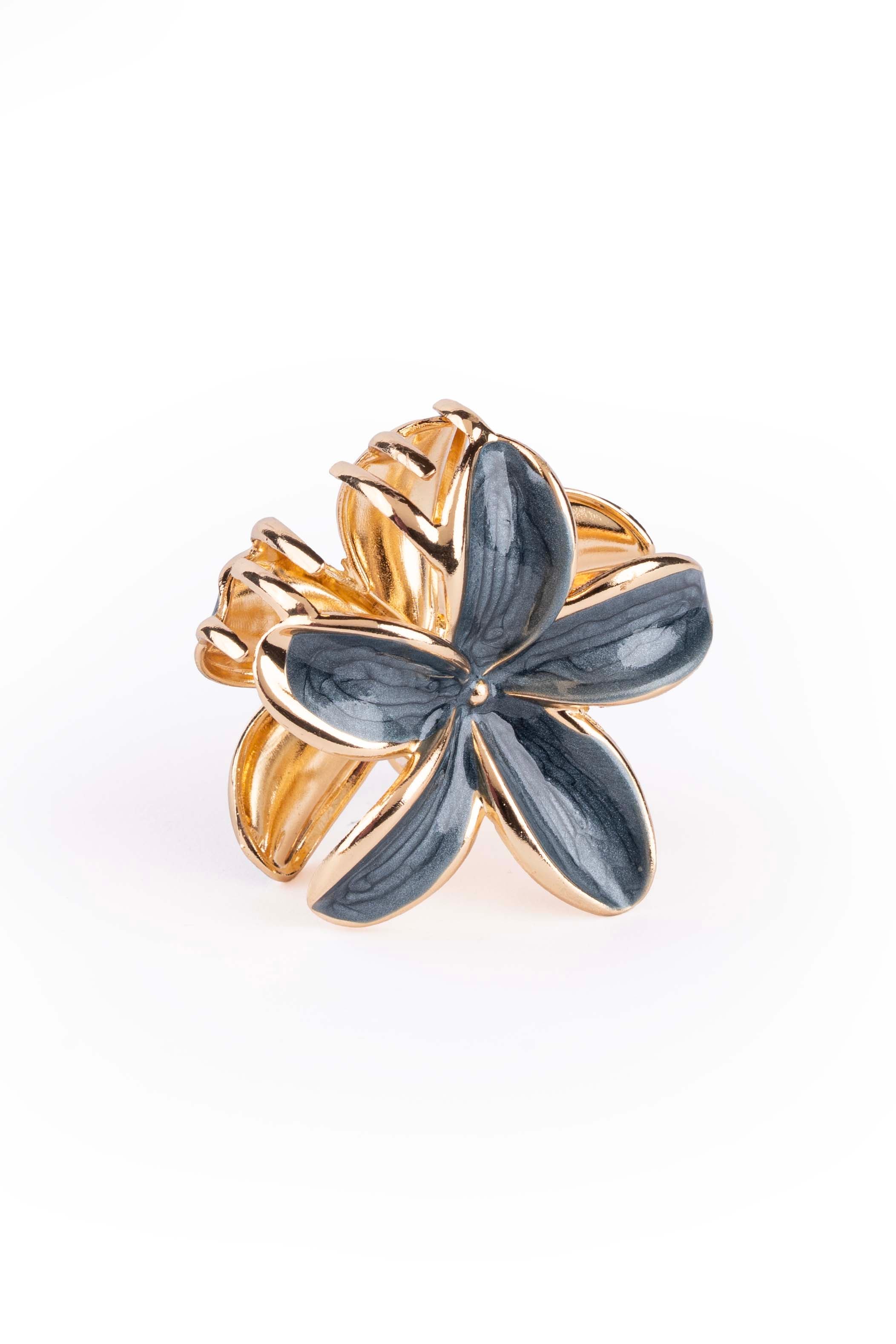 Metal Flower - Medium