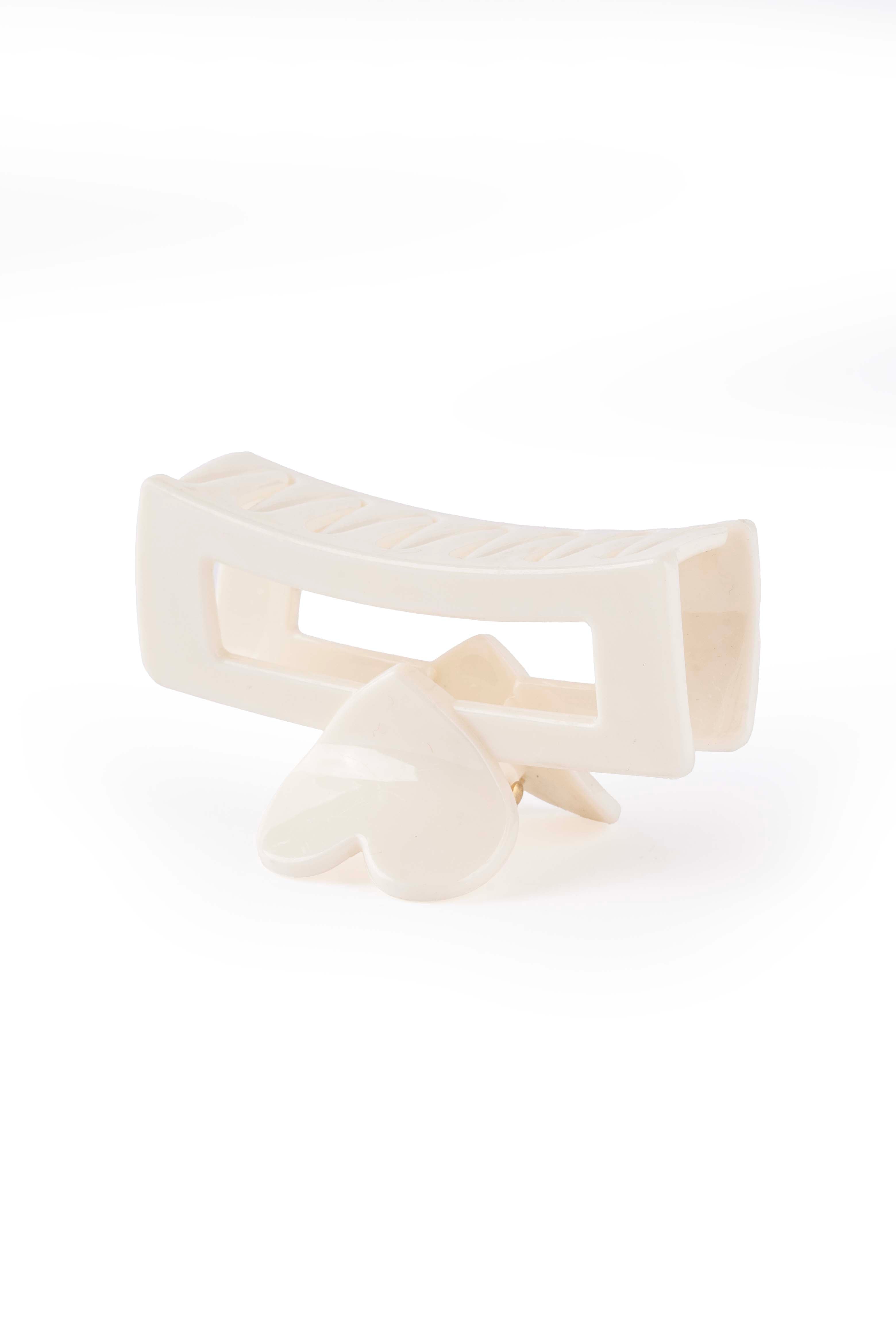Heart Frame Claw - Medium