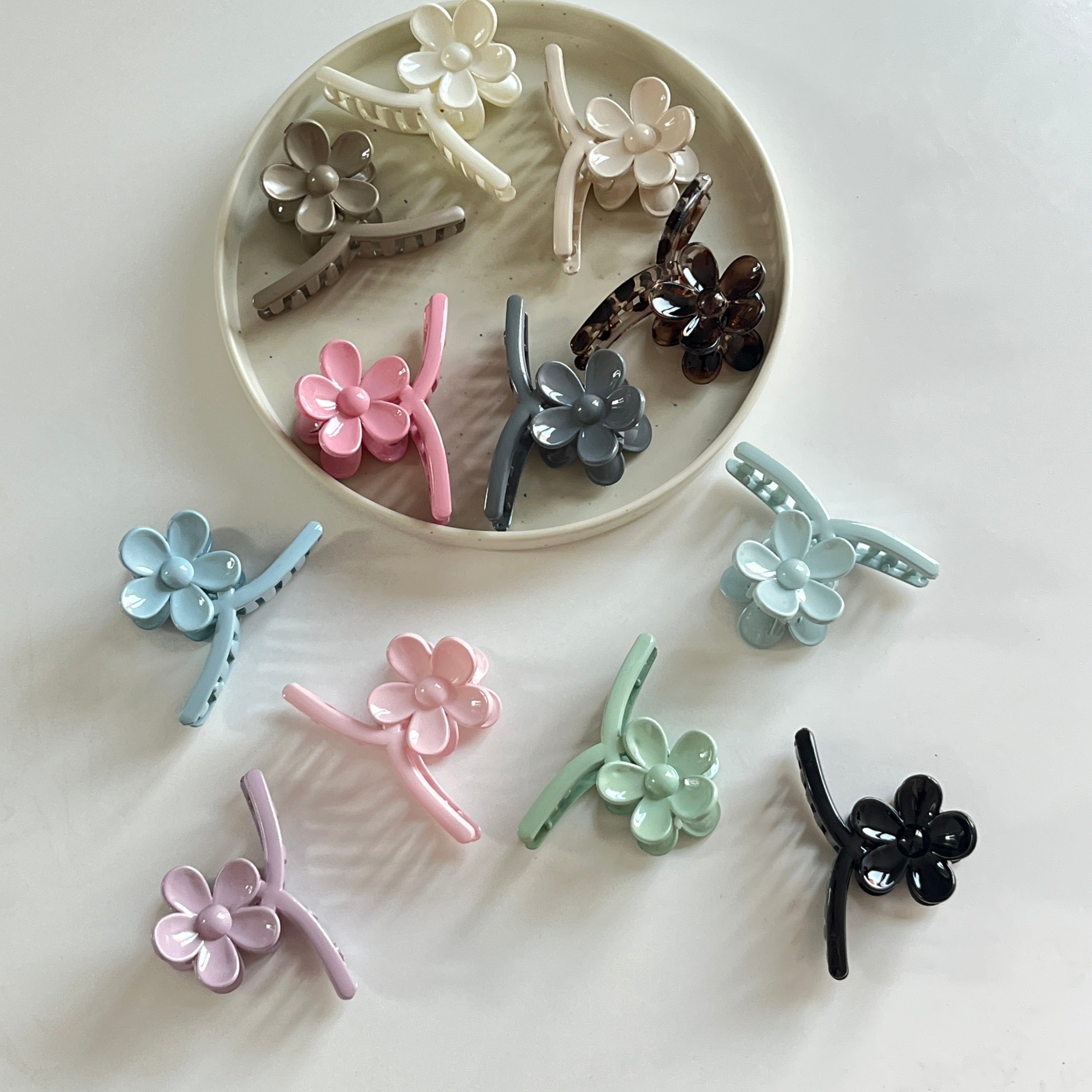 Daisy Arc Hair Claw Set (12 pcs)