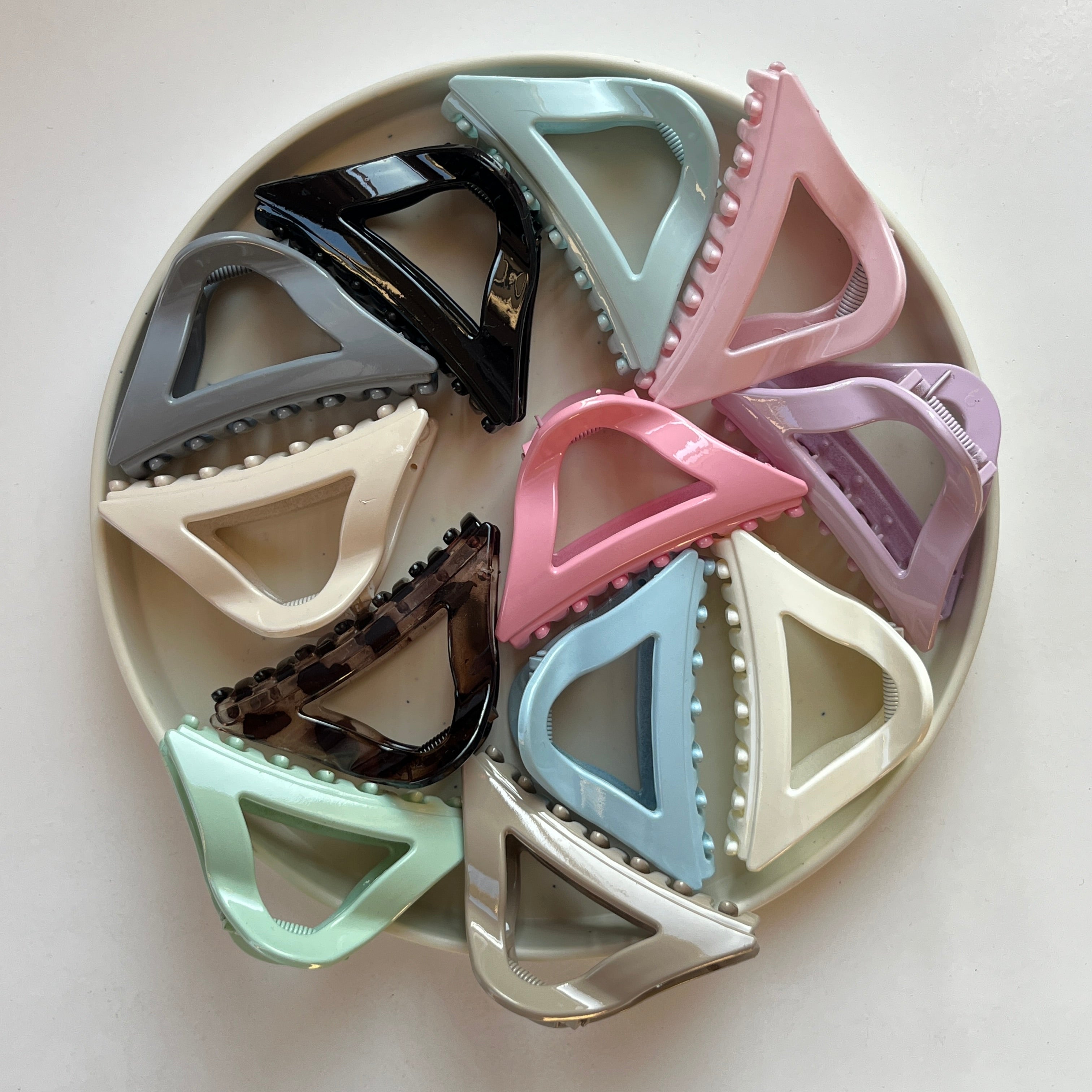 Triangle Grip Hair Claw Set (12 pcs)