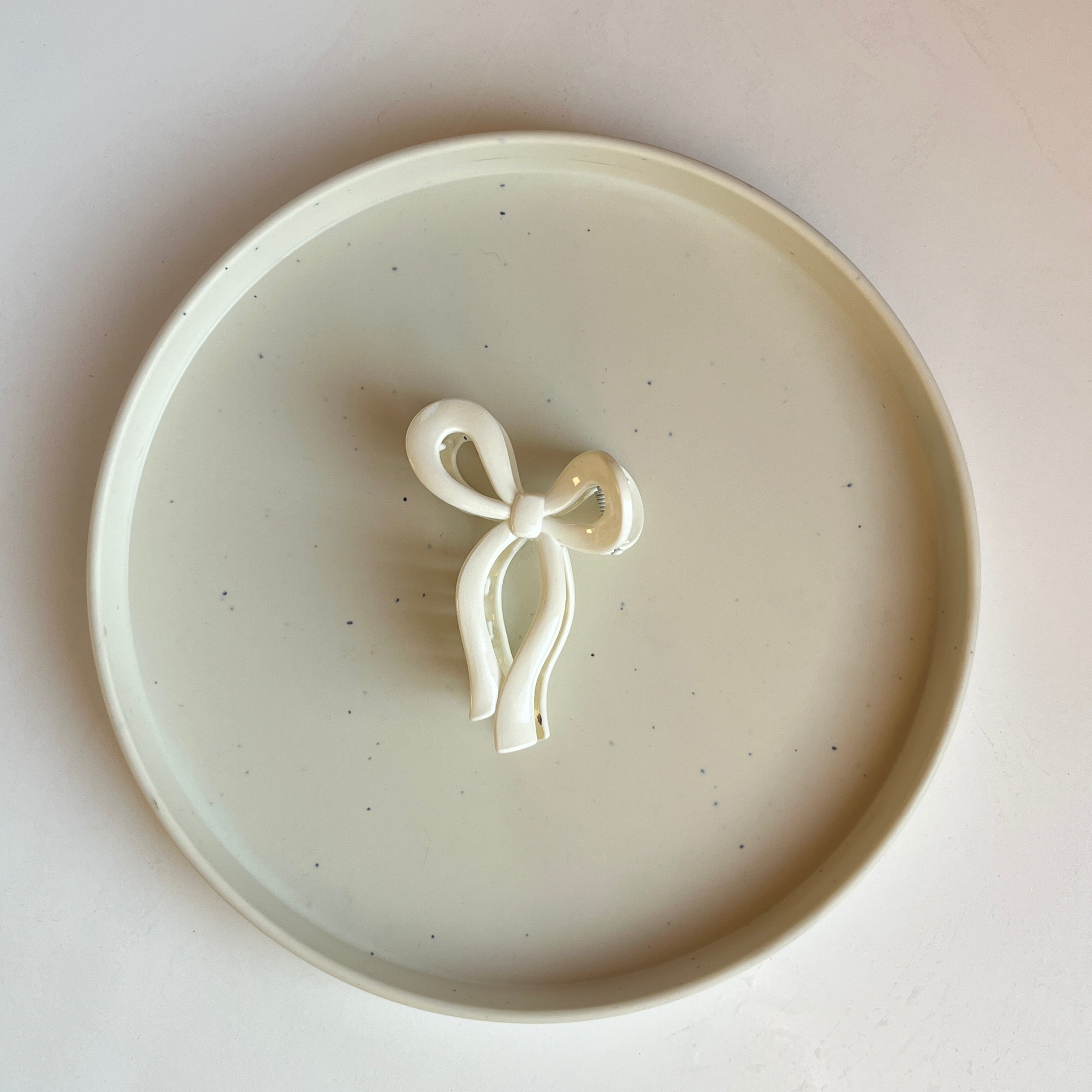 Bow Knot Medium Hair Claw