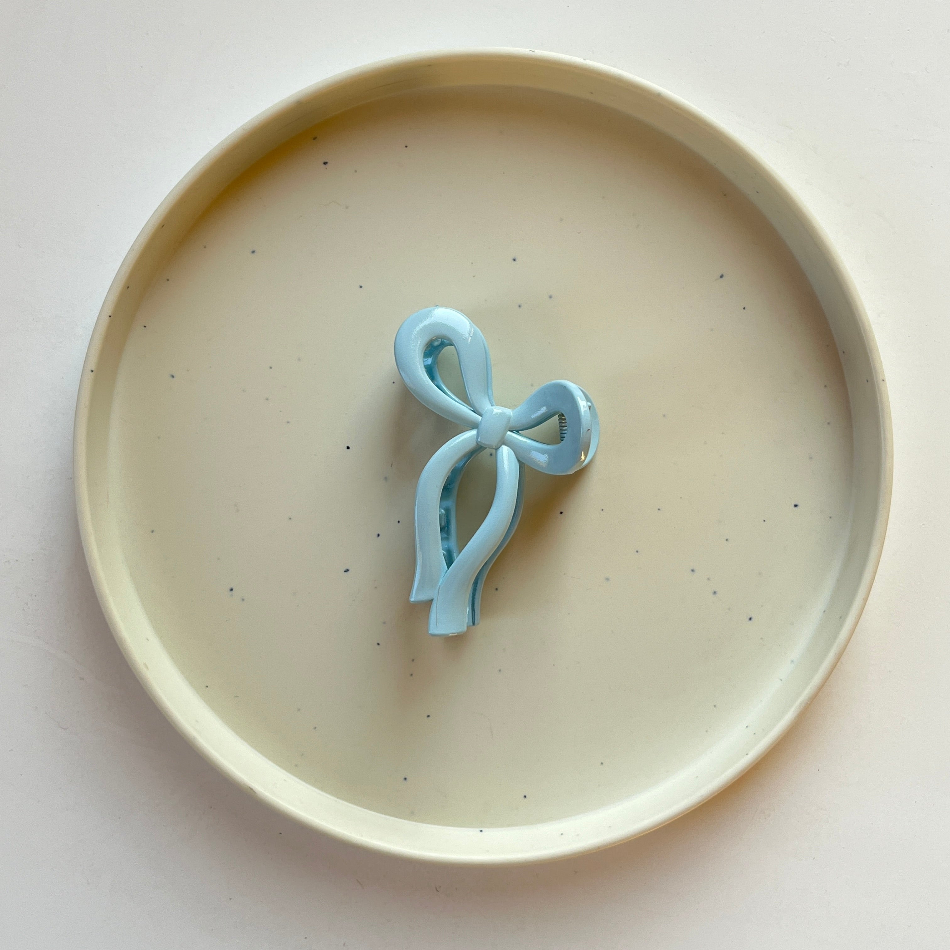 Bow Knot Medium Hair Claw
