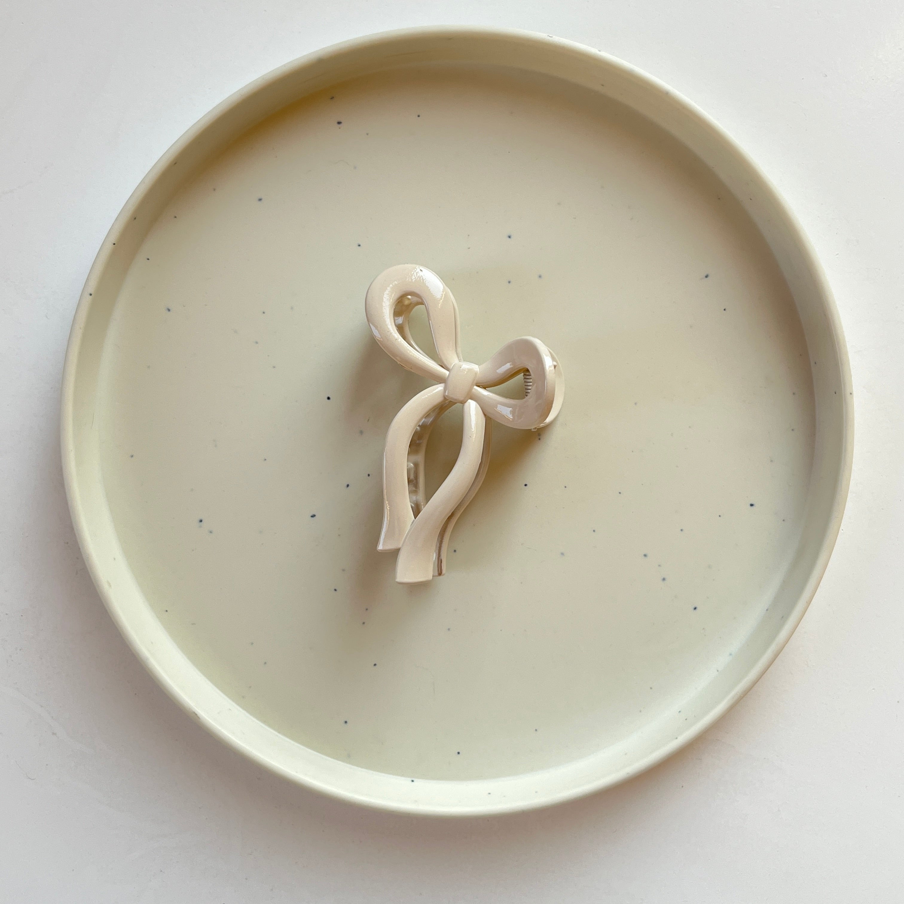 Bow Knot Medium Hair Claw