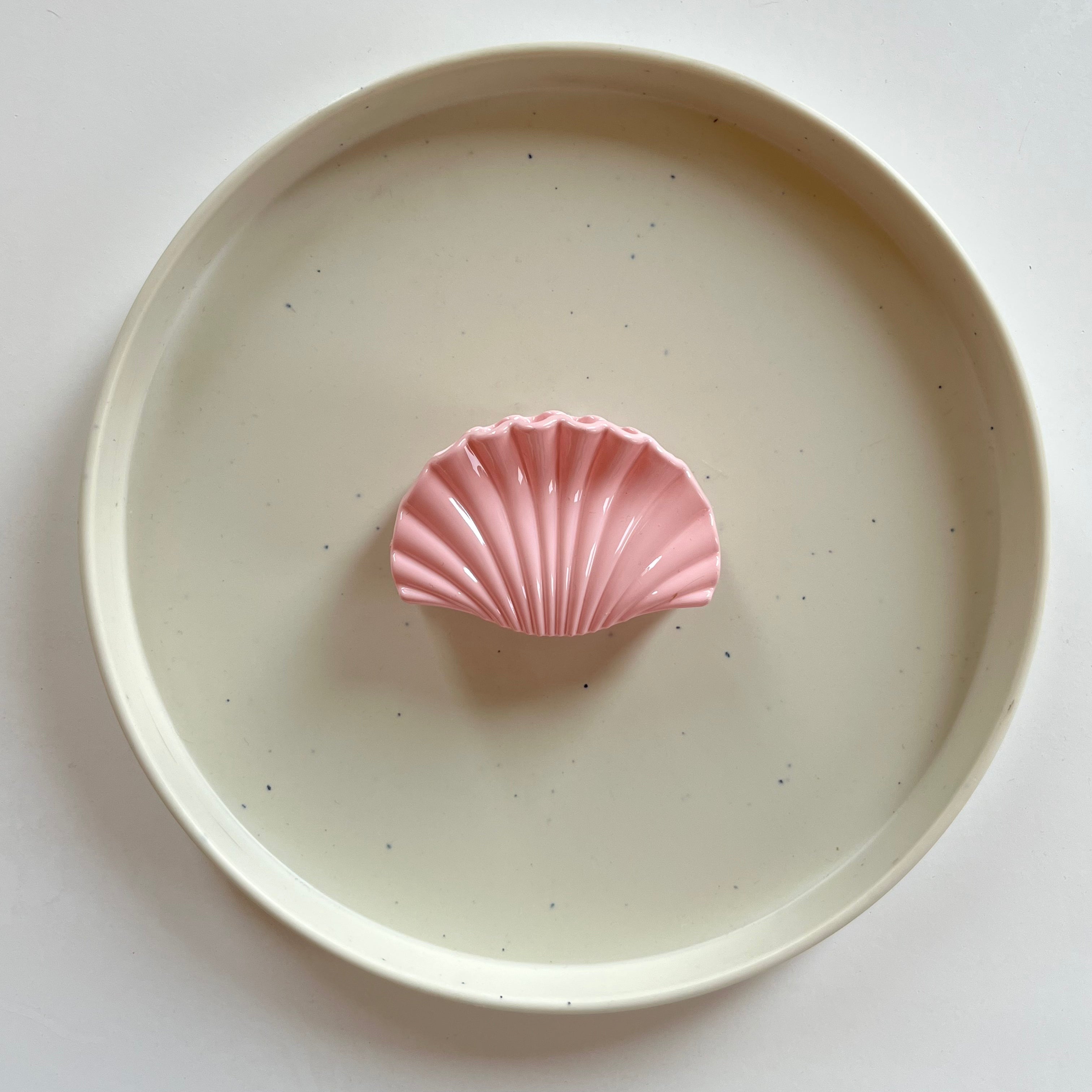 Shell Arc Medium Hair Claw