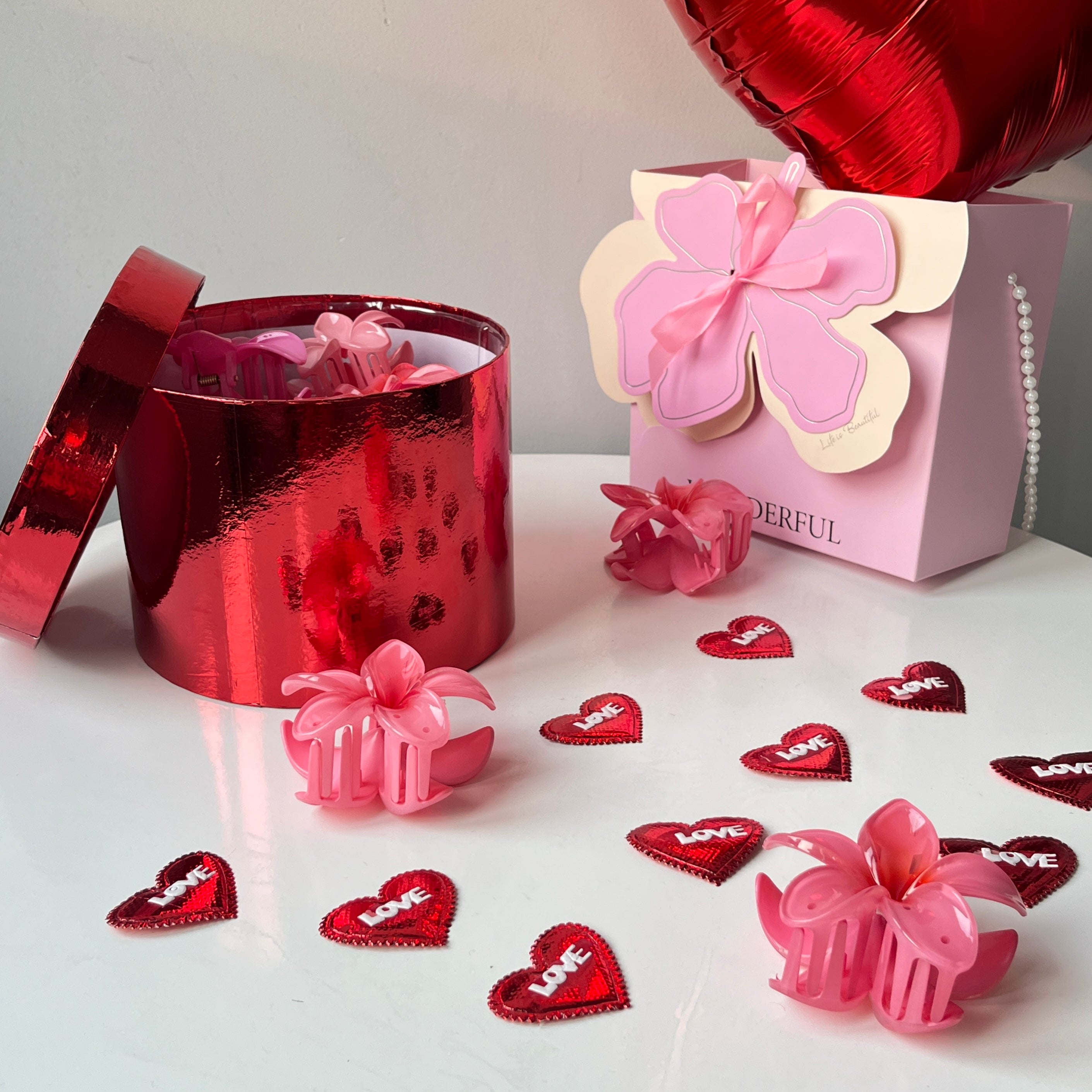 Scarlet Bloom Gift Box Set of 10