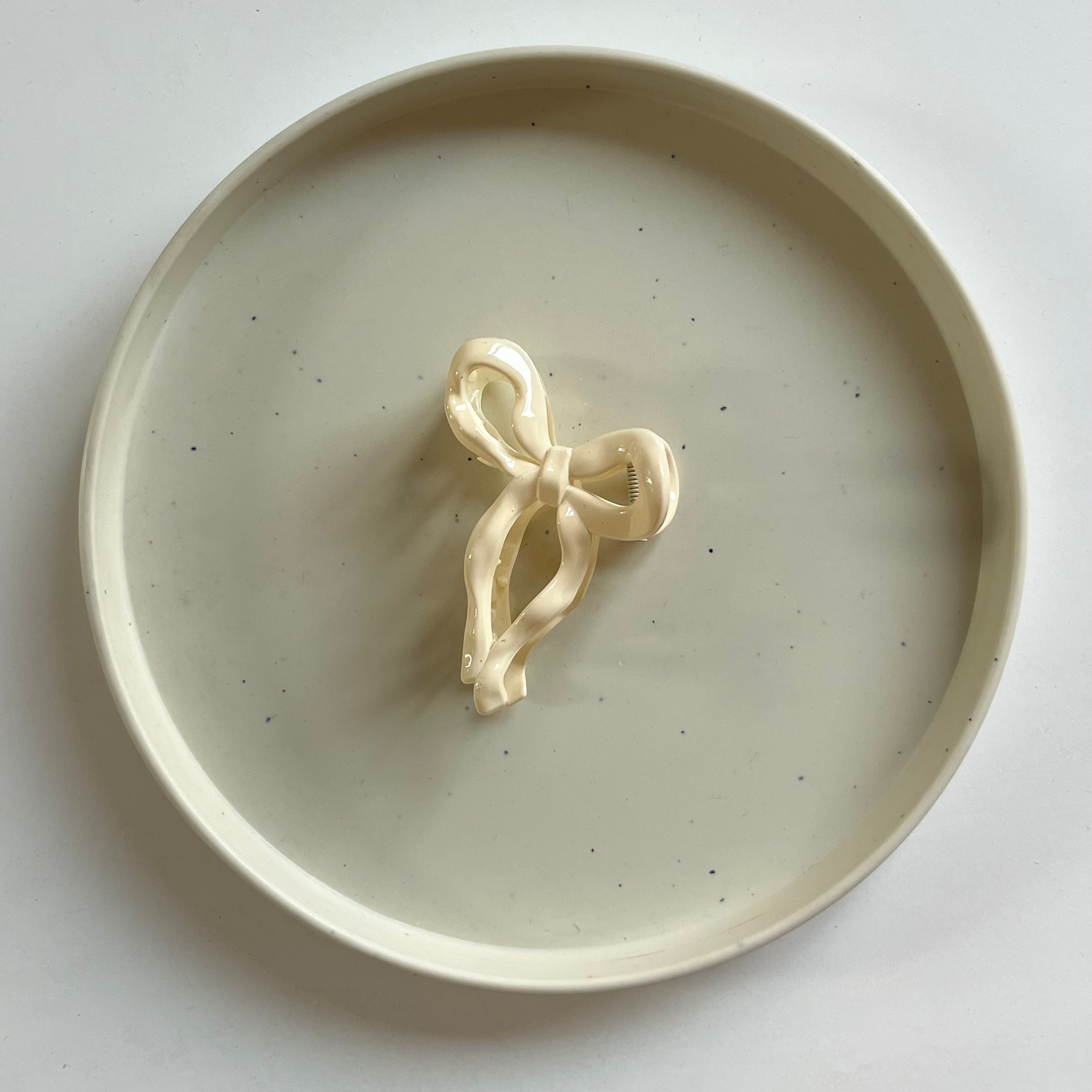 Classic Bow Medium Hair Claw