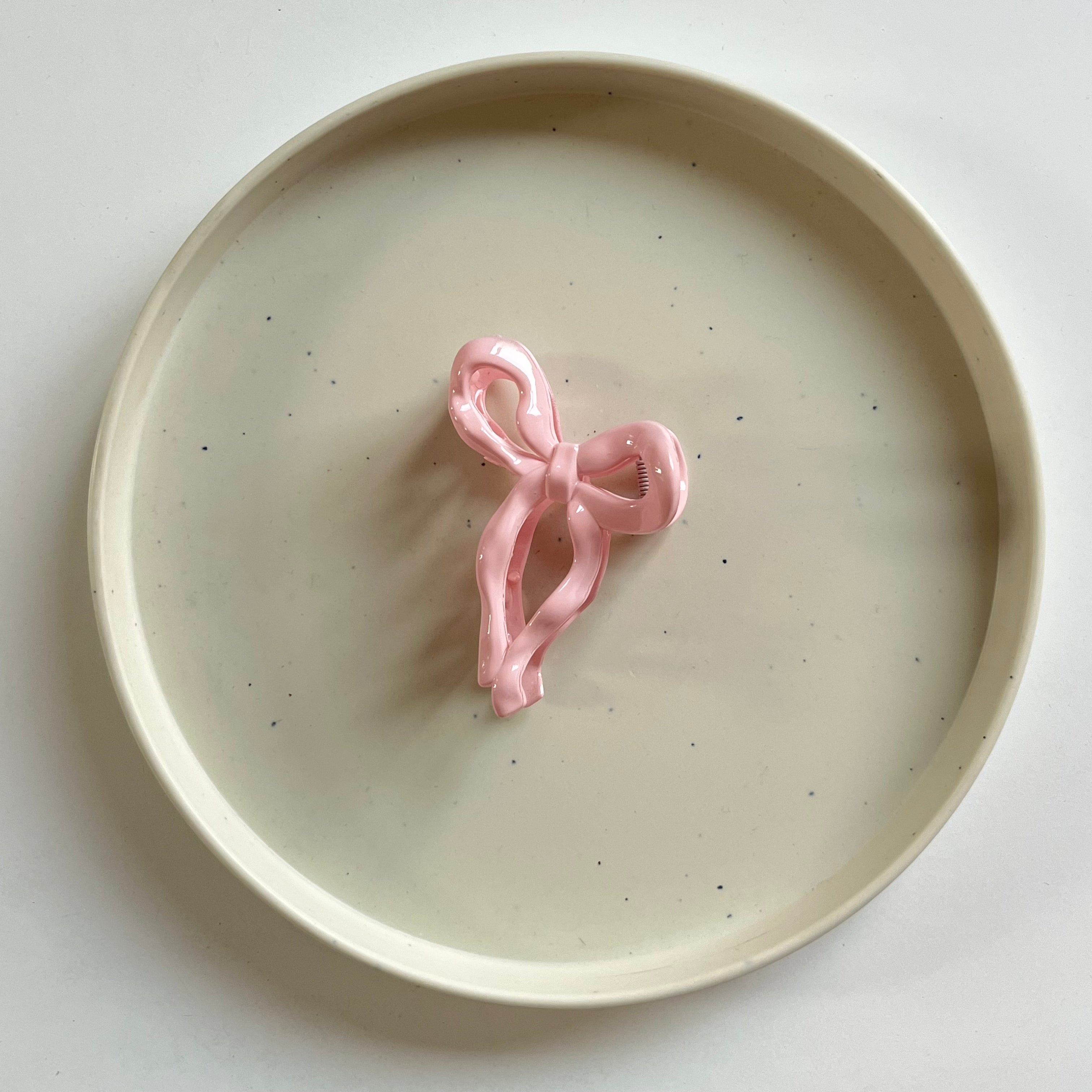 Classic Bow Medium Hair Claw