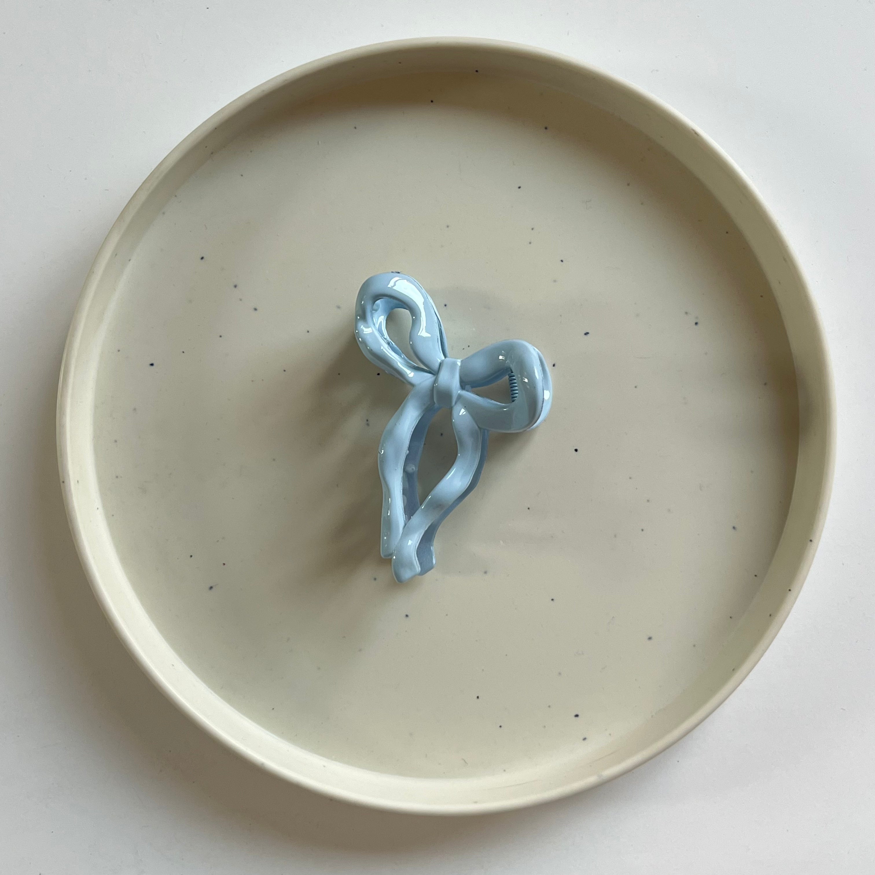 Classic Bow Medium Hair Claw