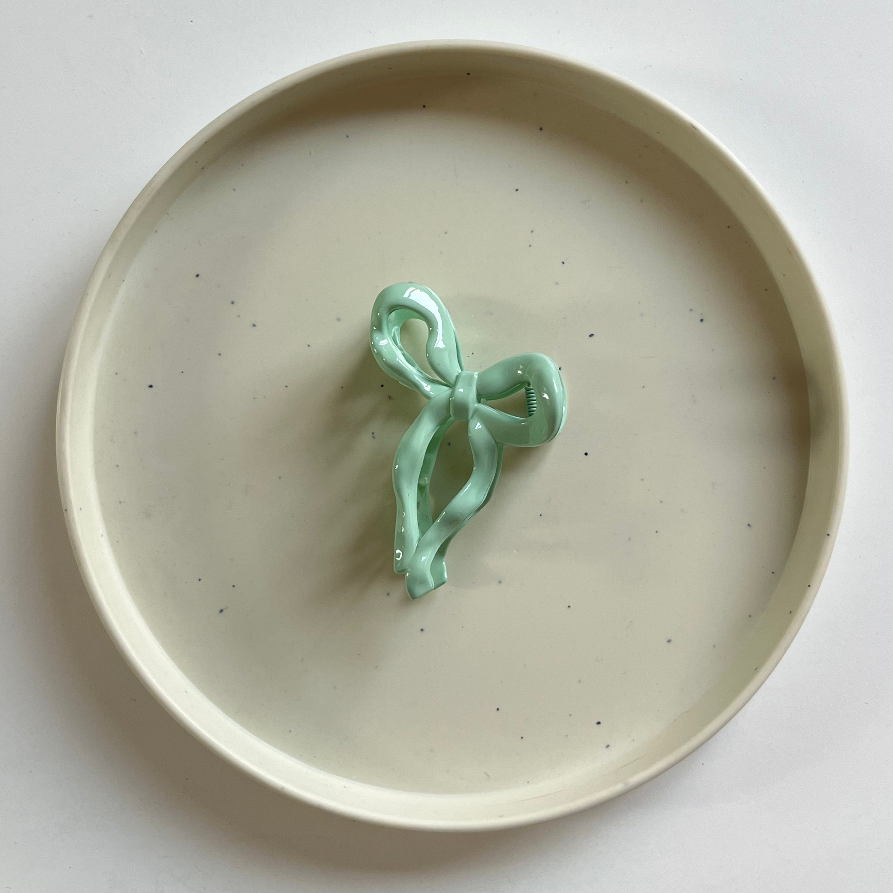 Classic Bow Medium Hair Claw