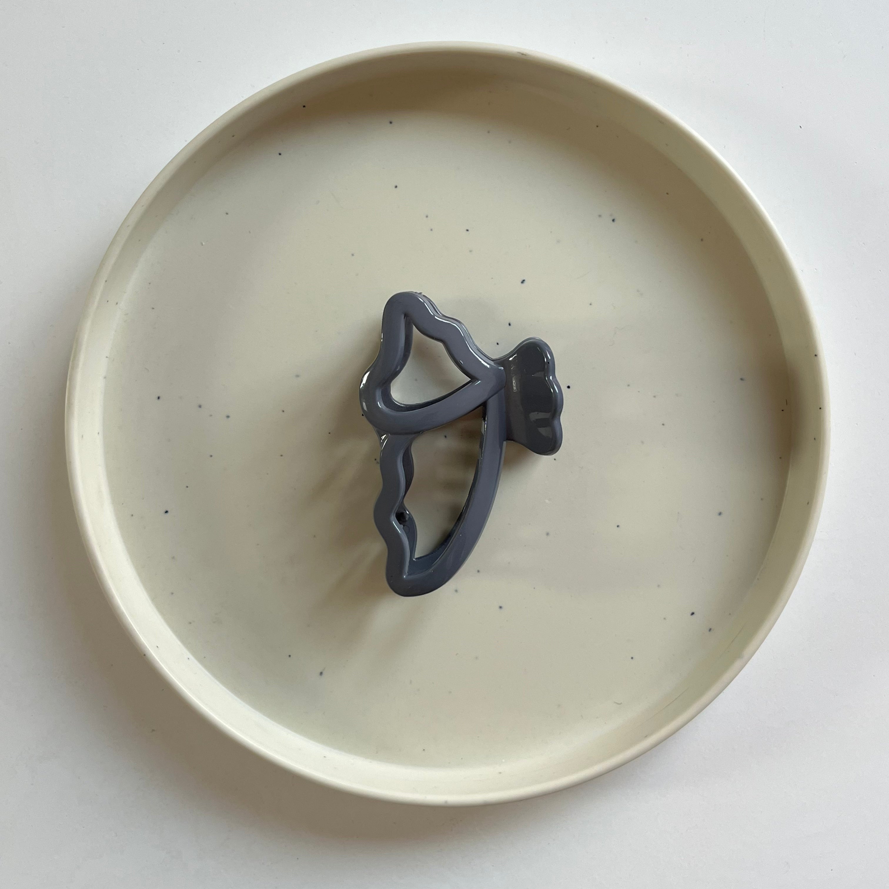 Flutter Wing Medium Hair Claw