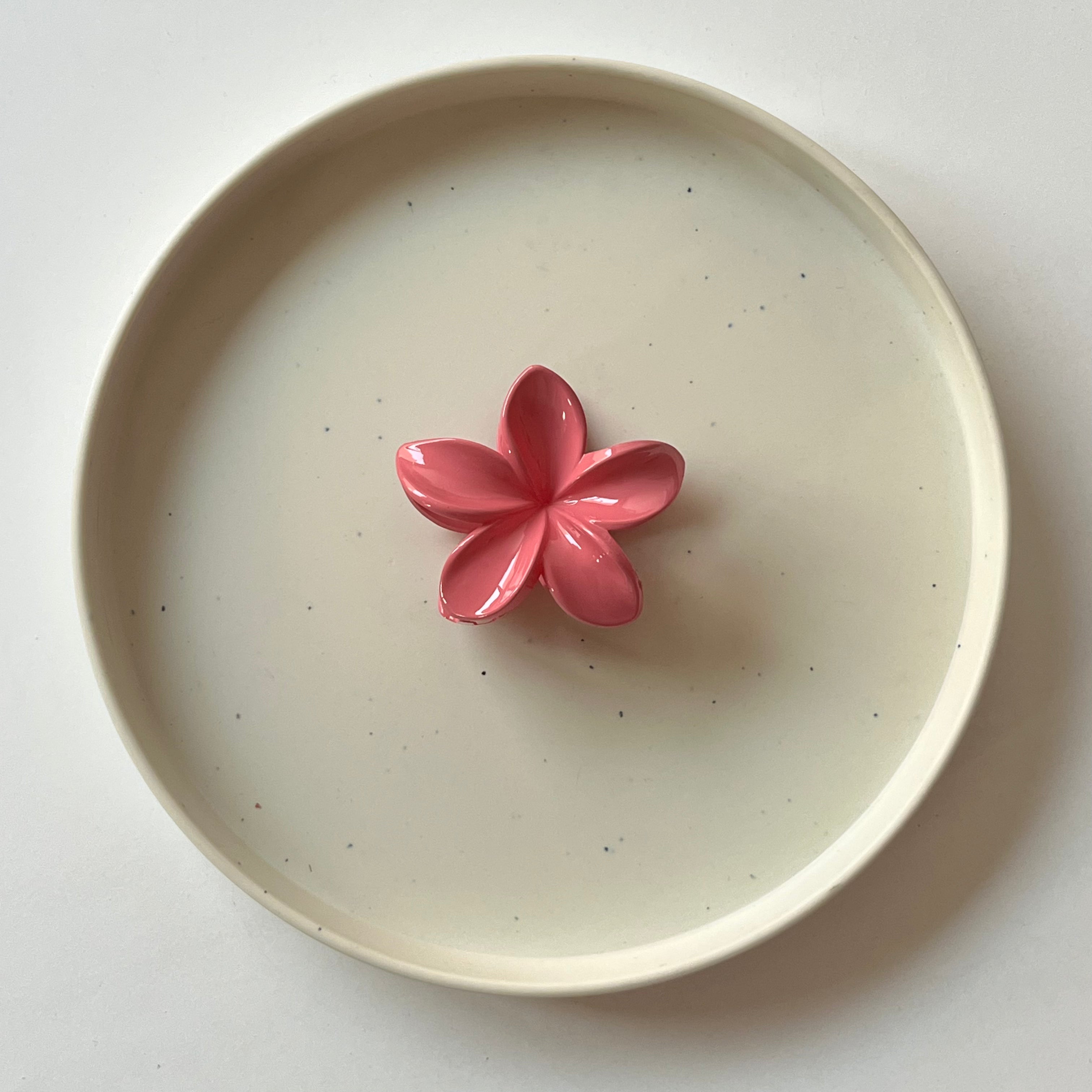 Gloss Bloom Medium Hair Claw