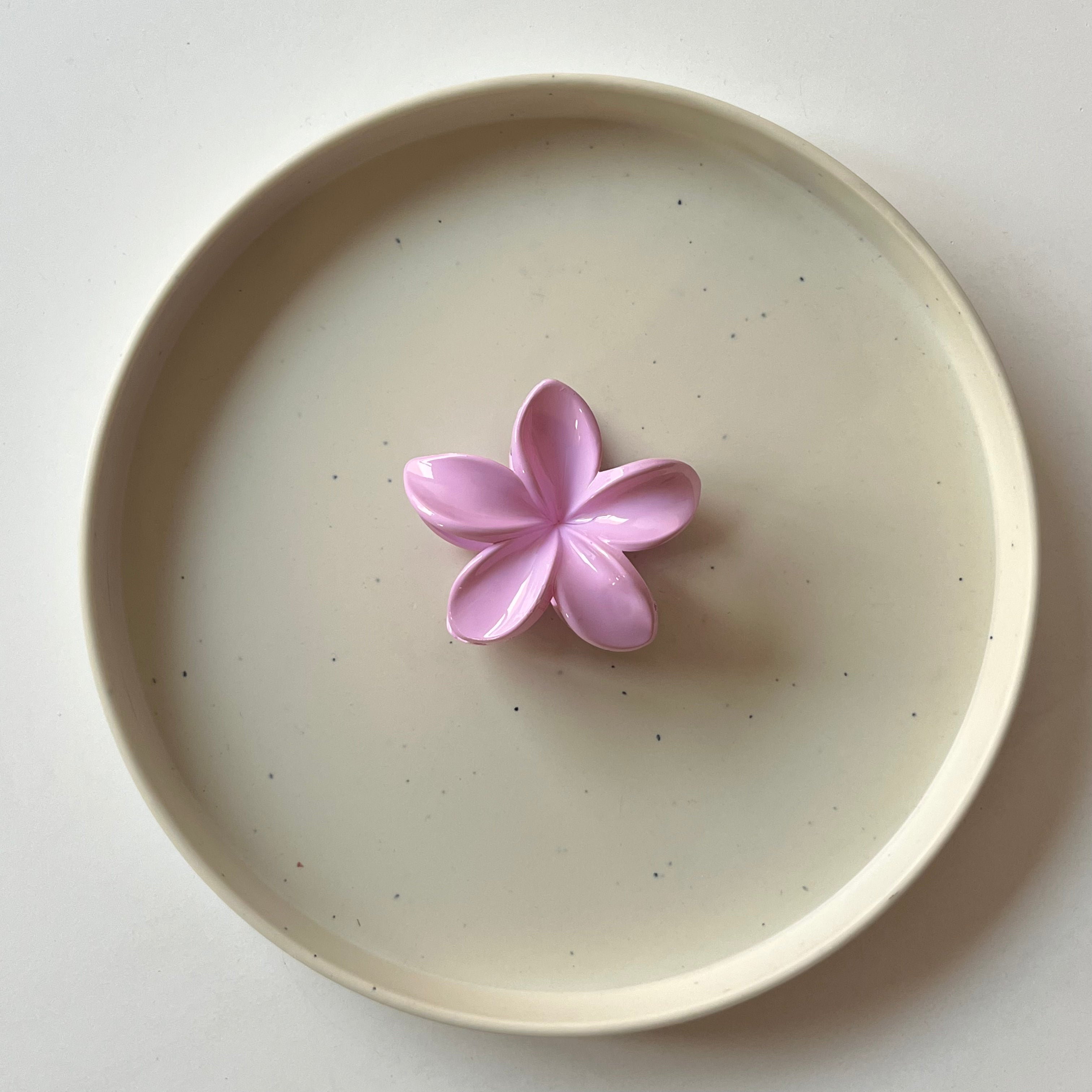 Gloss Bloom Medium Hair Claw