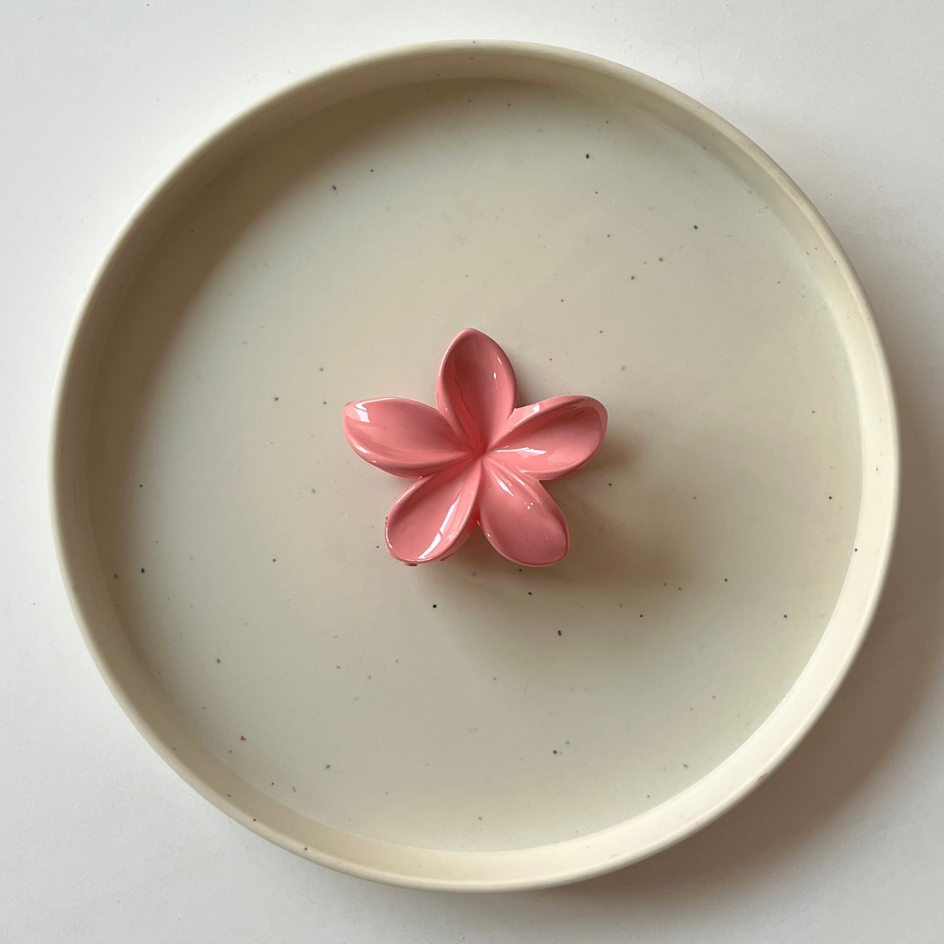 Gloss Bloom Medium Hair Claw