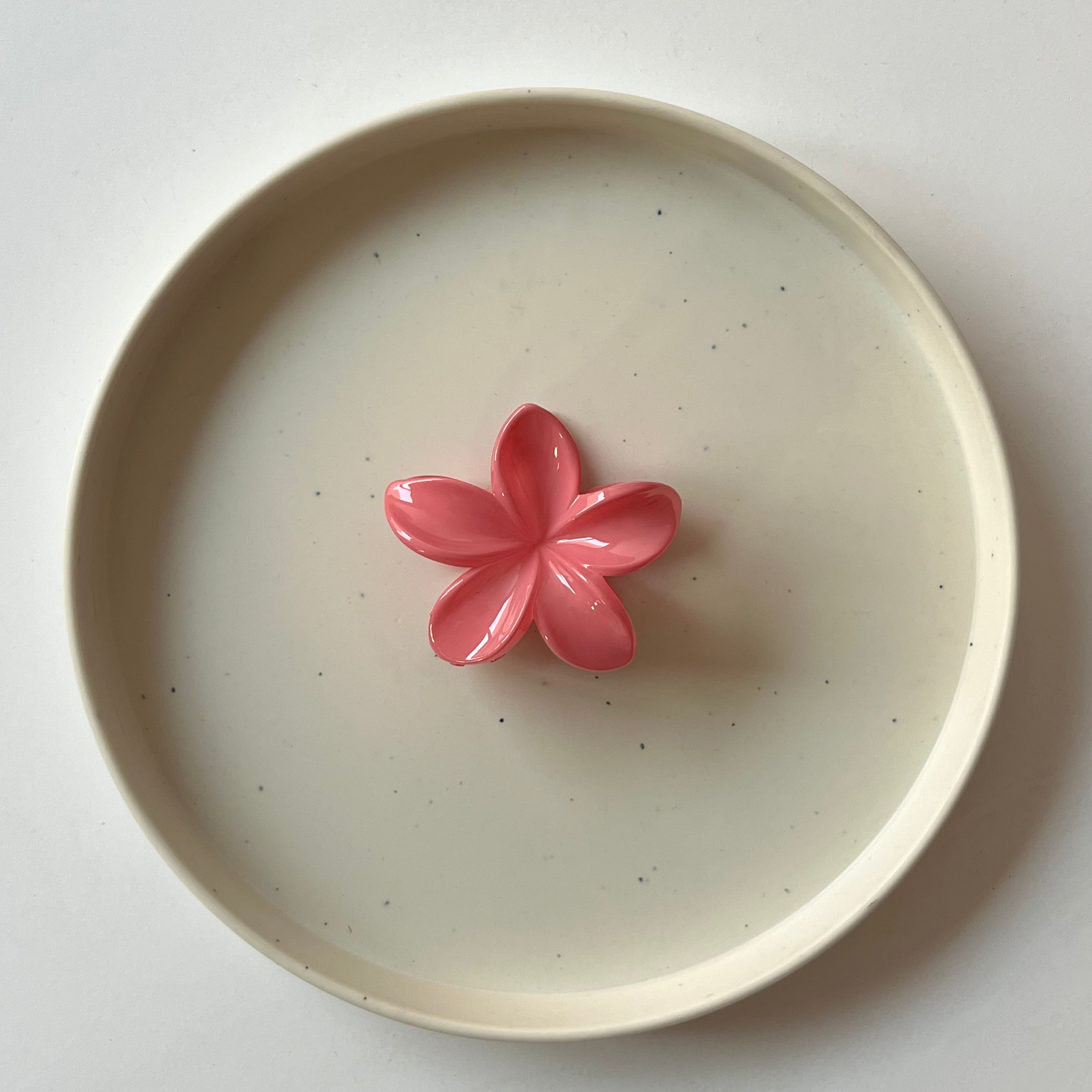 Gloss Bloom Medium Hair Claw