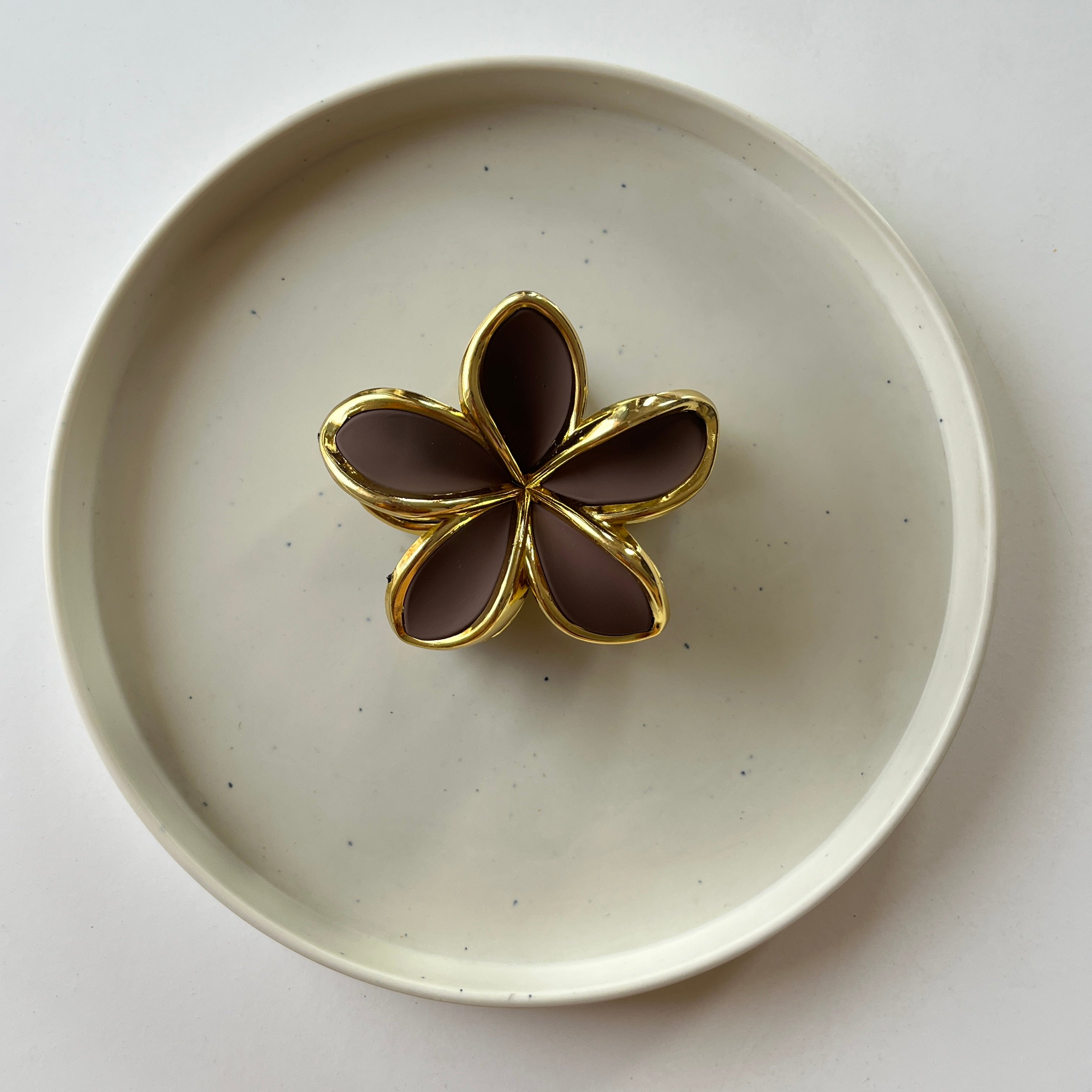 Gold Outline Bloom Hair Claw