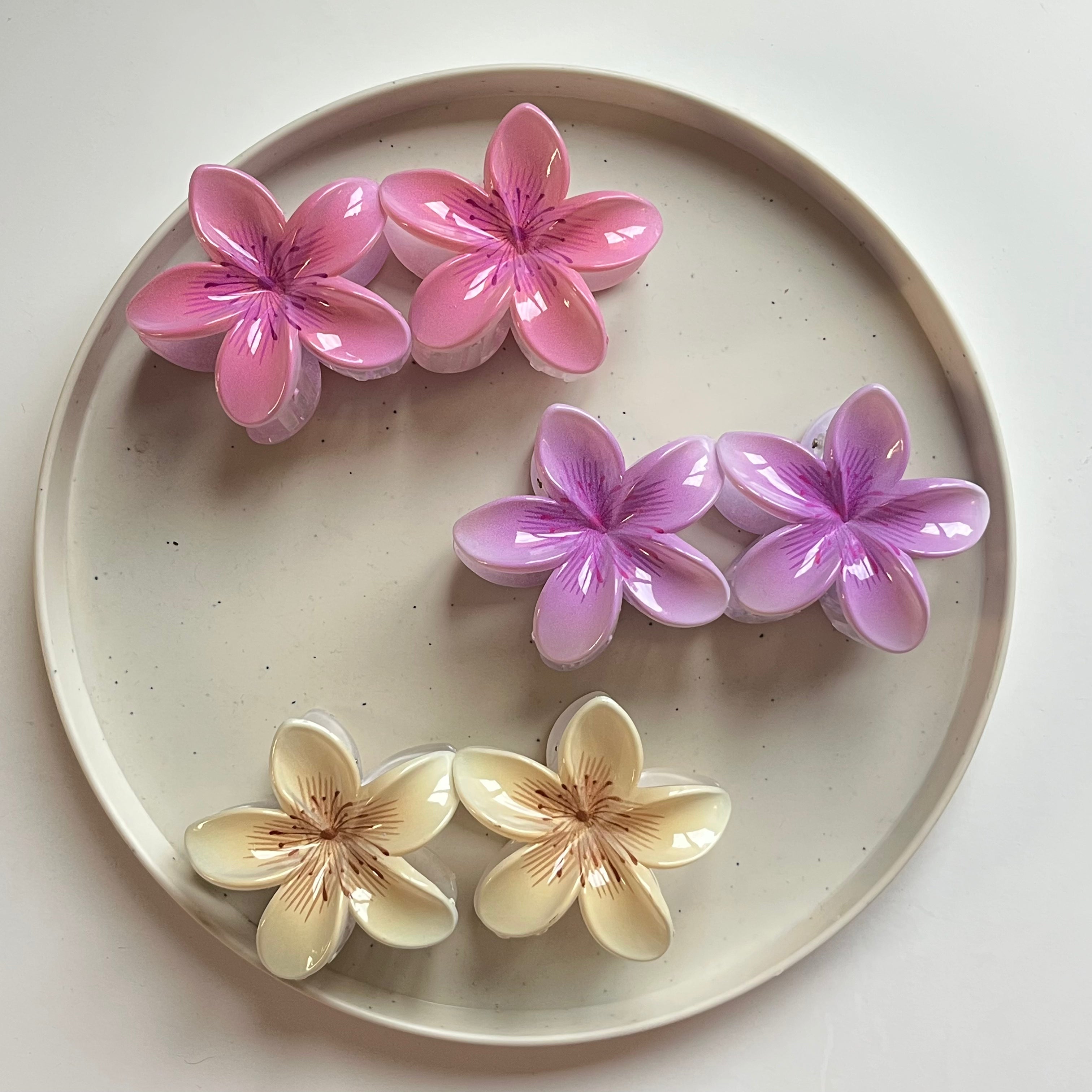 Glossy Petal Bloom Hair Claw Set of 6 Pcs