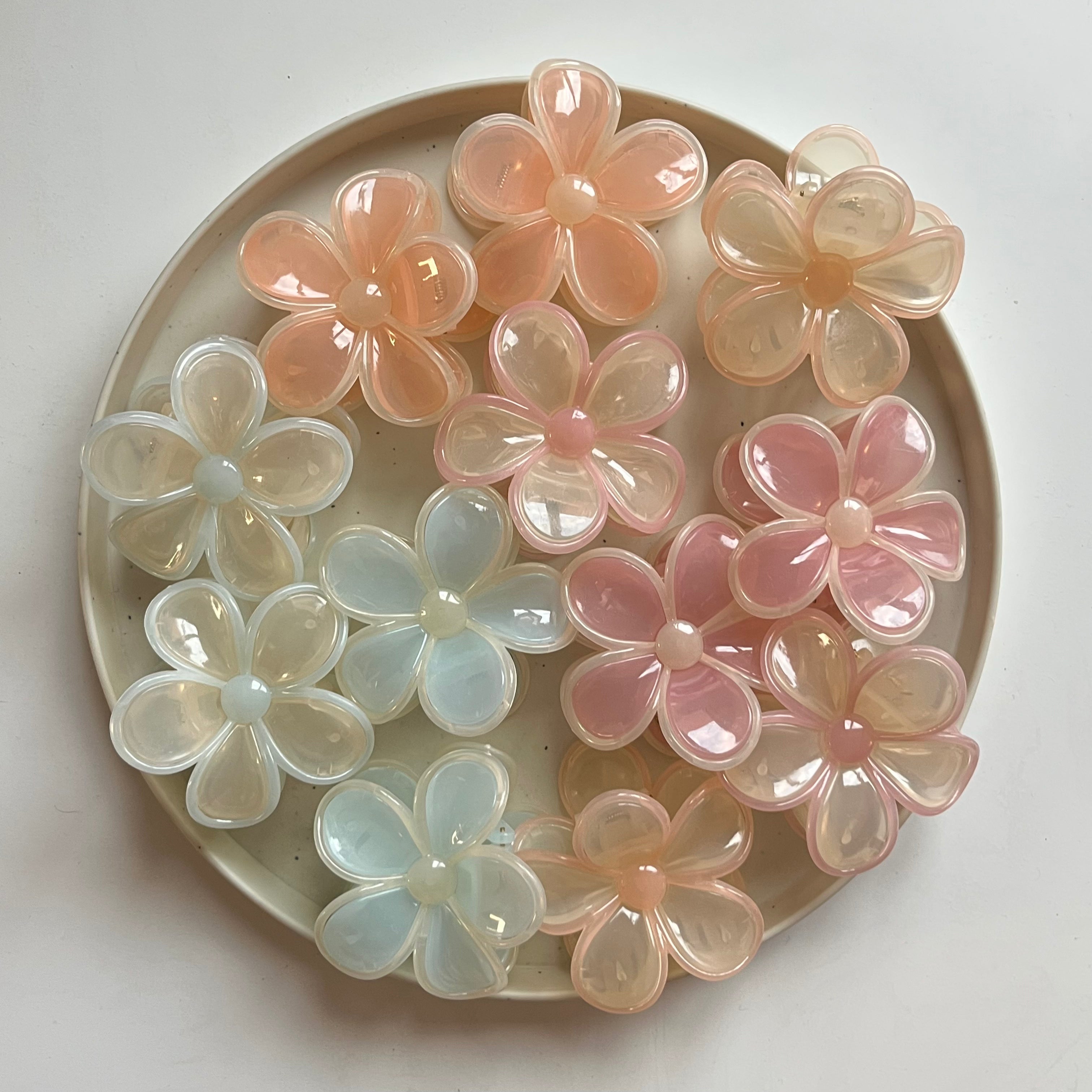 Pearl Sheen Bloom Hair Claw Set of 12 Pcs