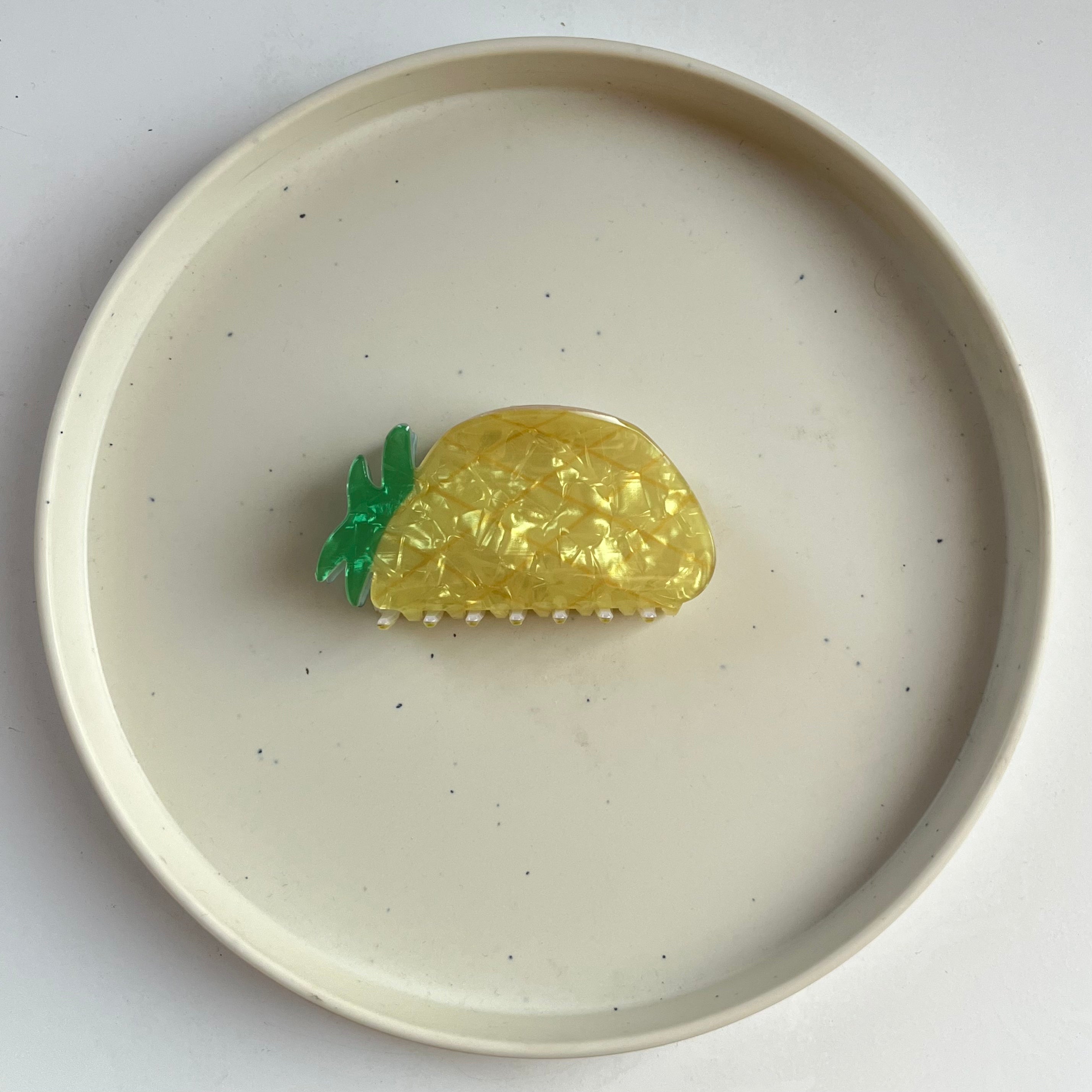 Pineapple Large Hair Claw