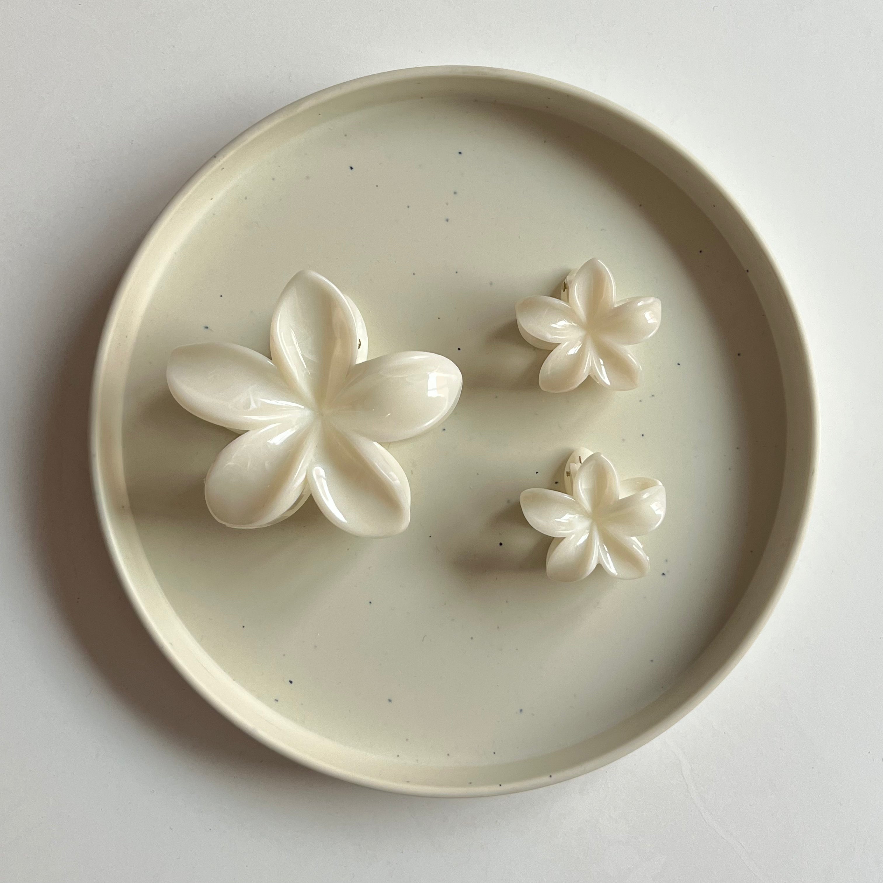 Flower Hair Claw Set of 3 Pcs Each Colour