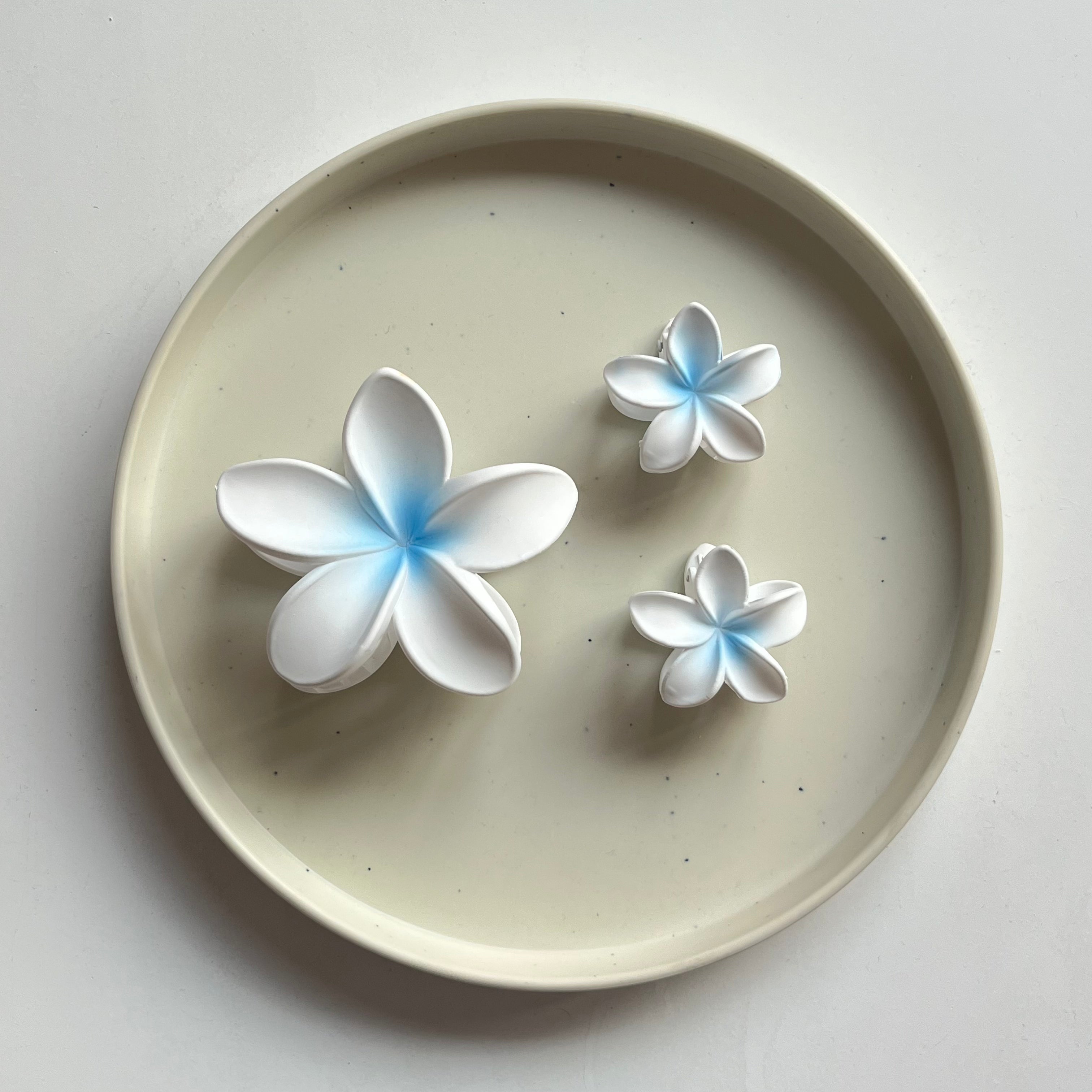 Plumeria Hair Claw Set of 3 Pcs Each Colour