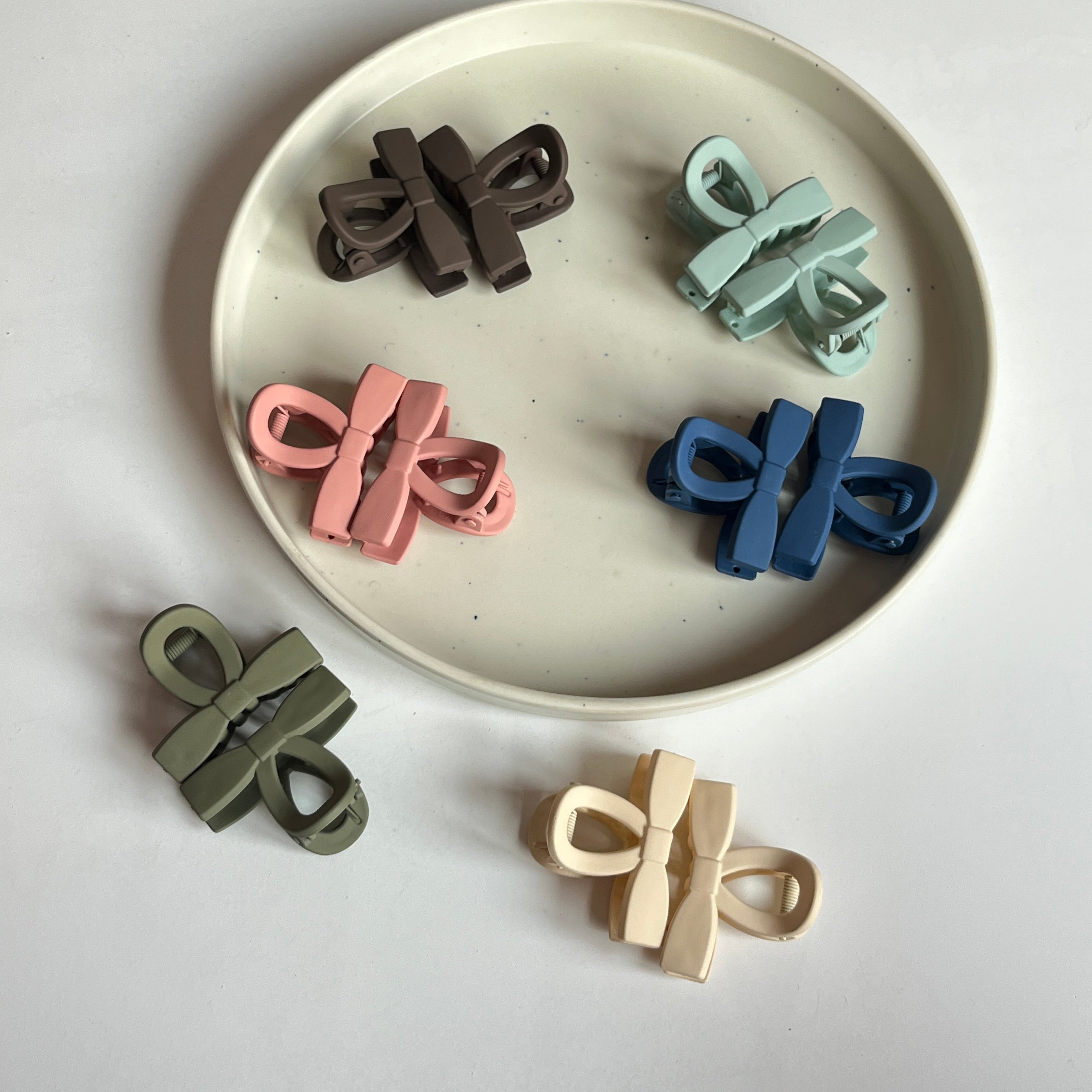 Bow Hair Claw – Set of 12