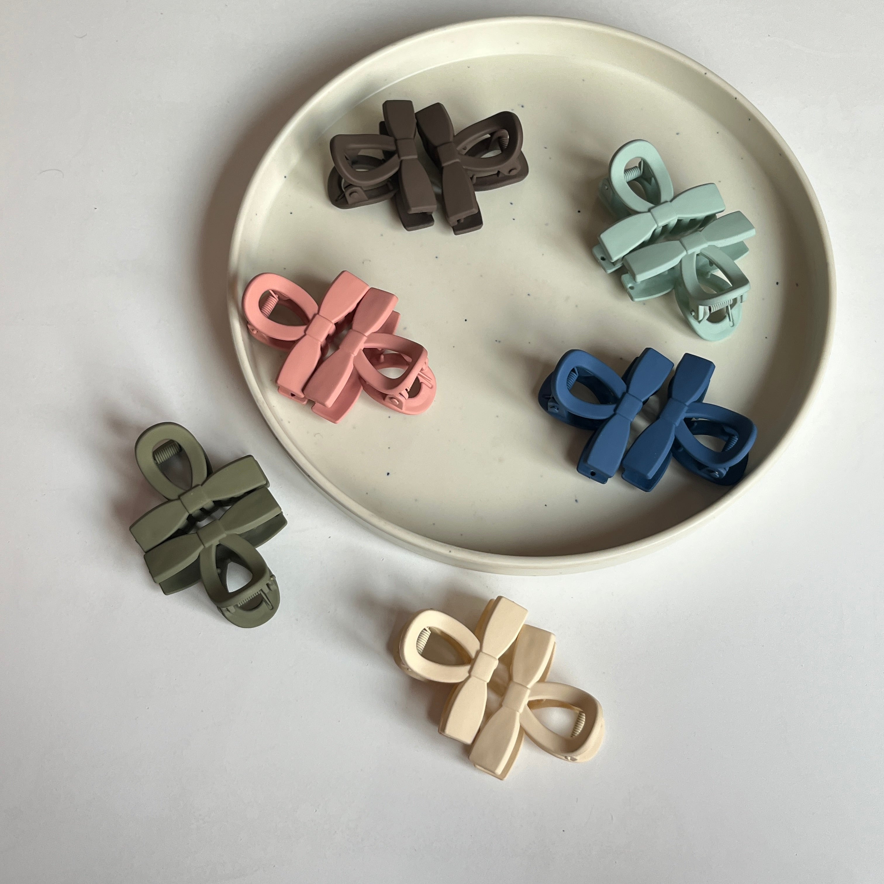 Bow Hair Claw – Set of 12