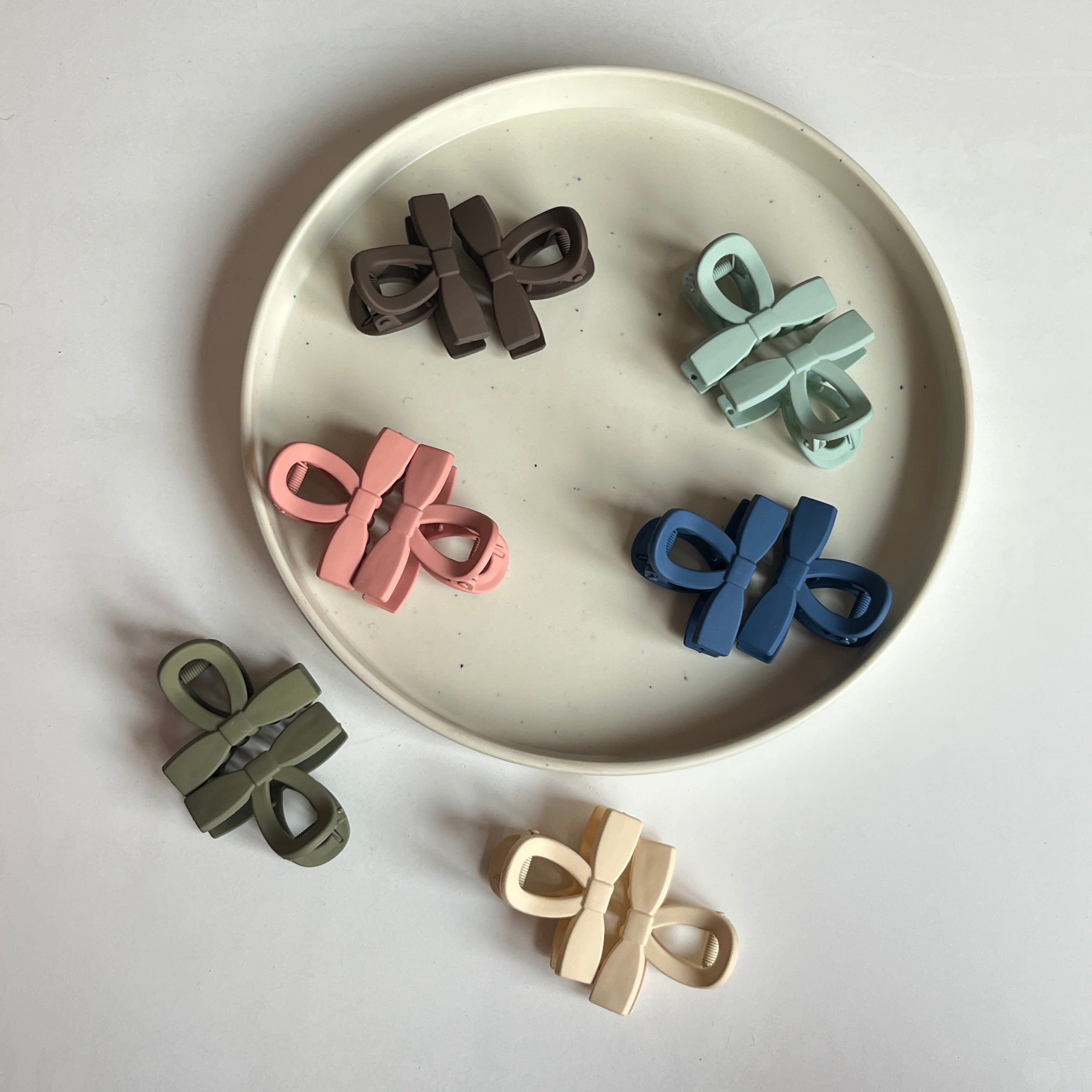 Bow Hair Claw – Set of 12