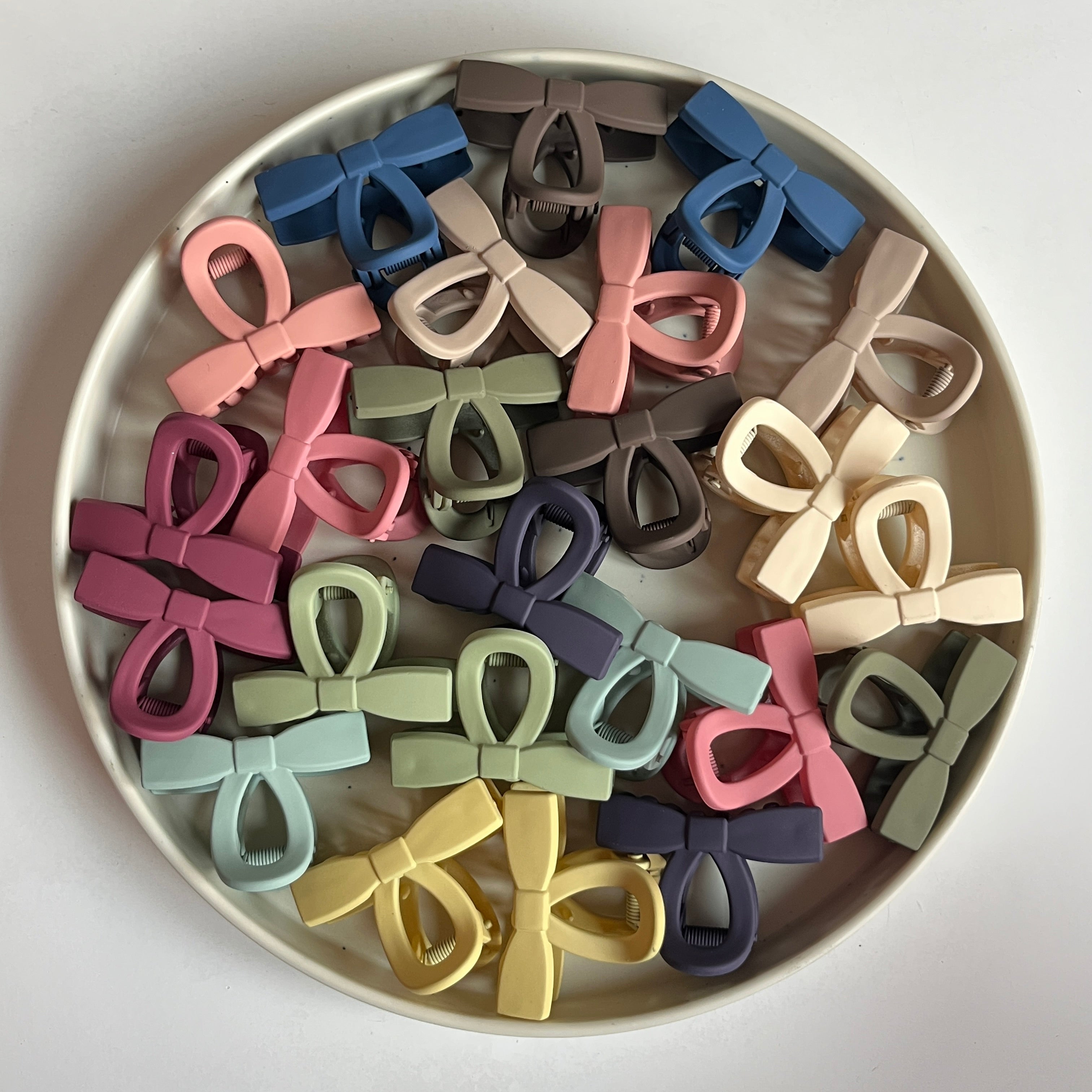 Bow Hair Claw – Set of 24