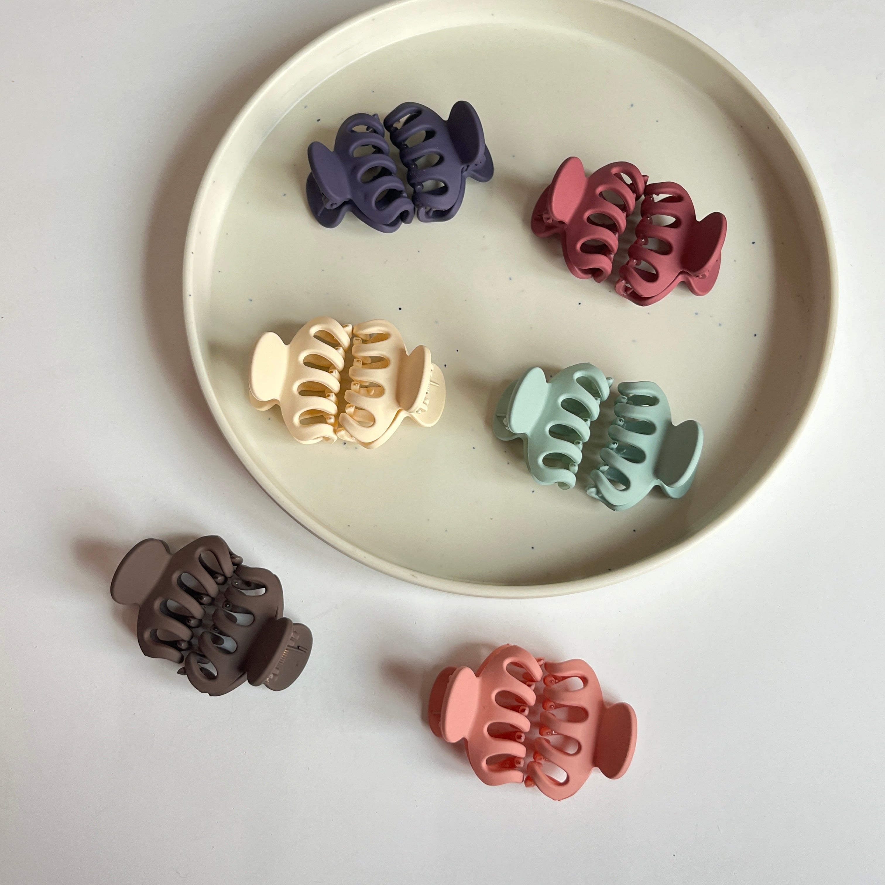 Mini Classic Hair Claw – Set of 12