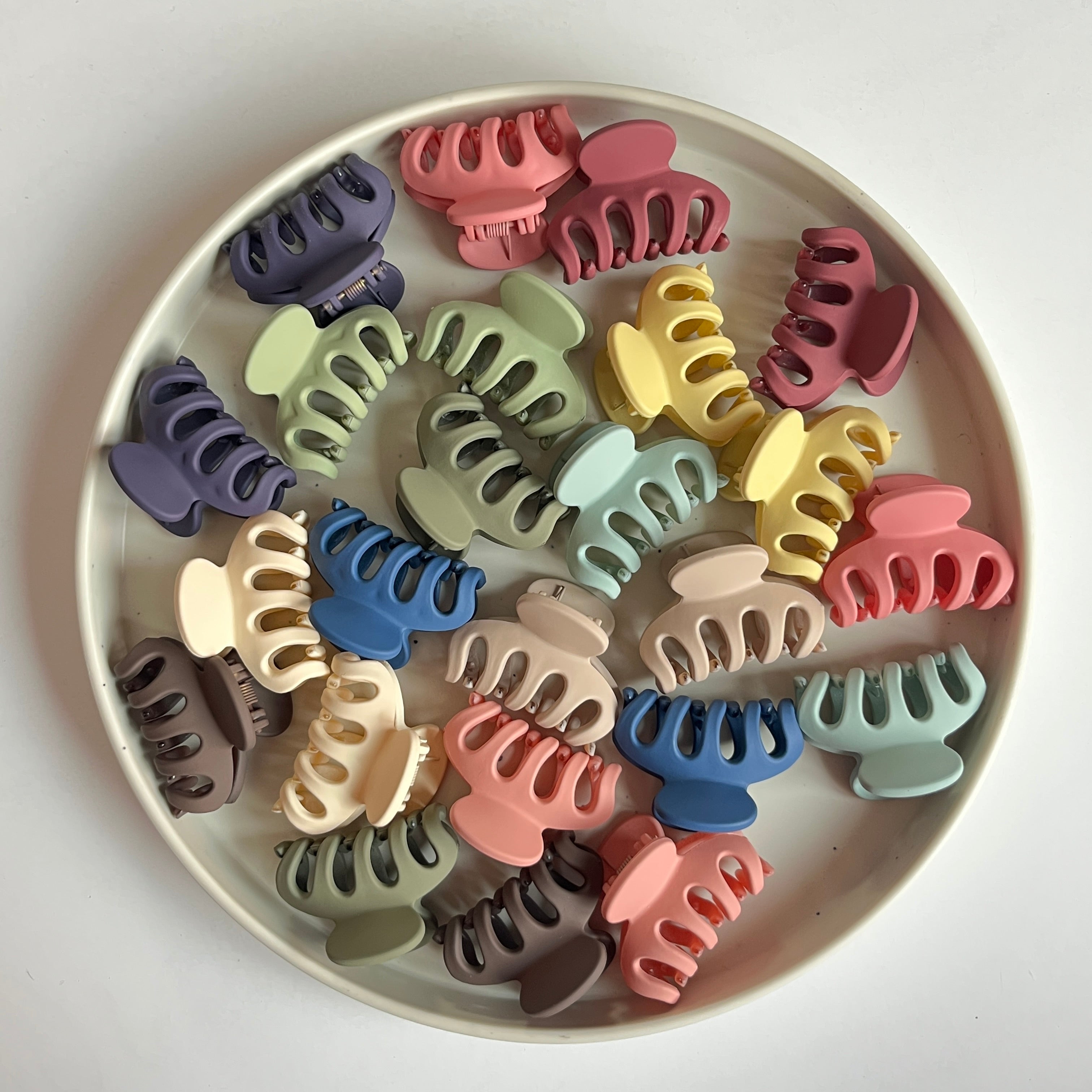 Mini Classic Hair Claw – Set of 24