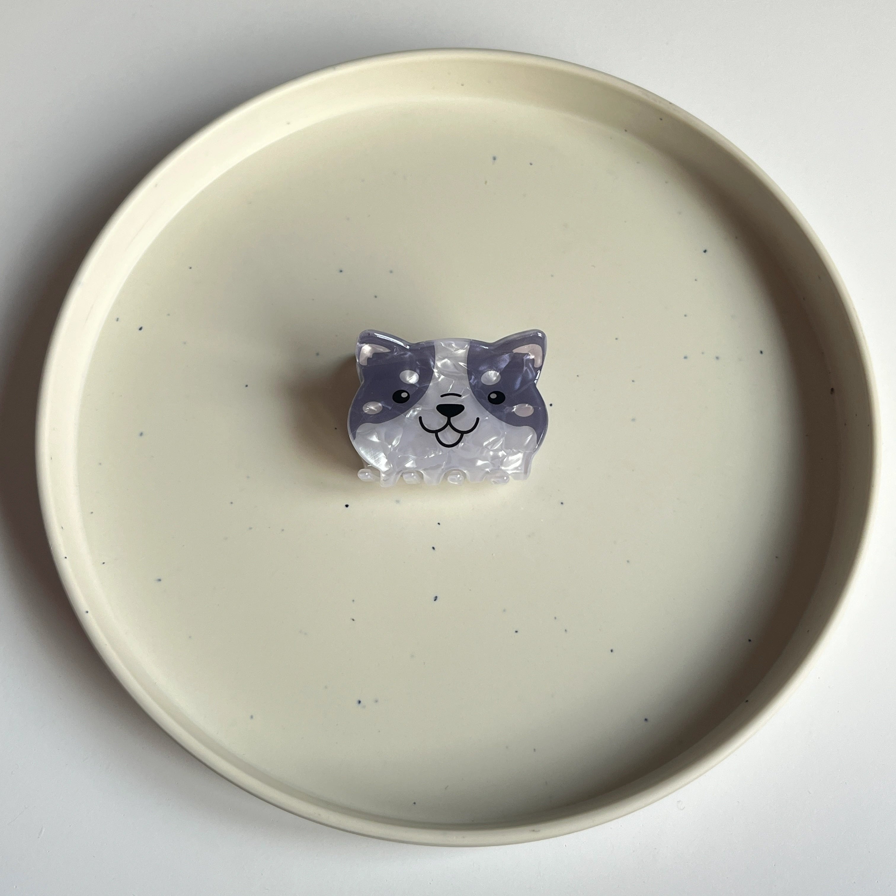 Smiling Dog Hair Claw