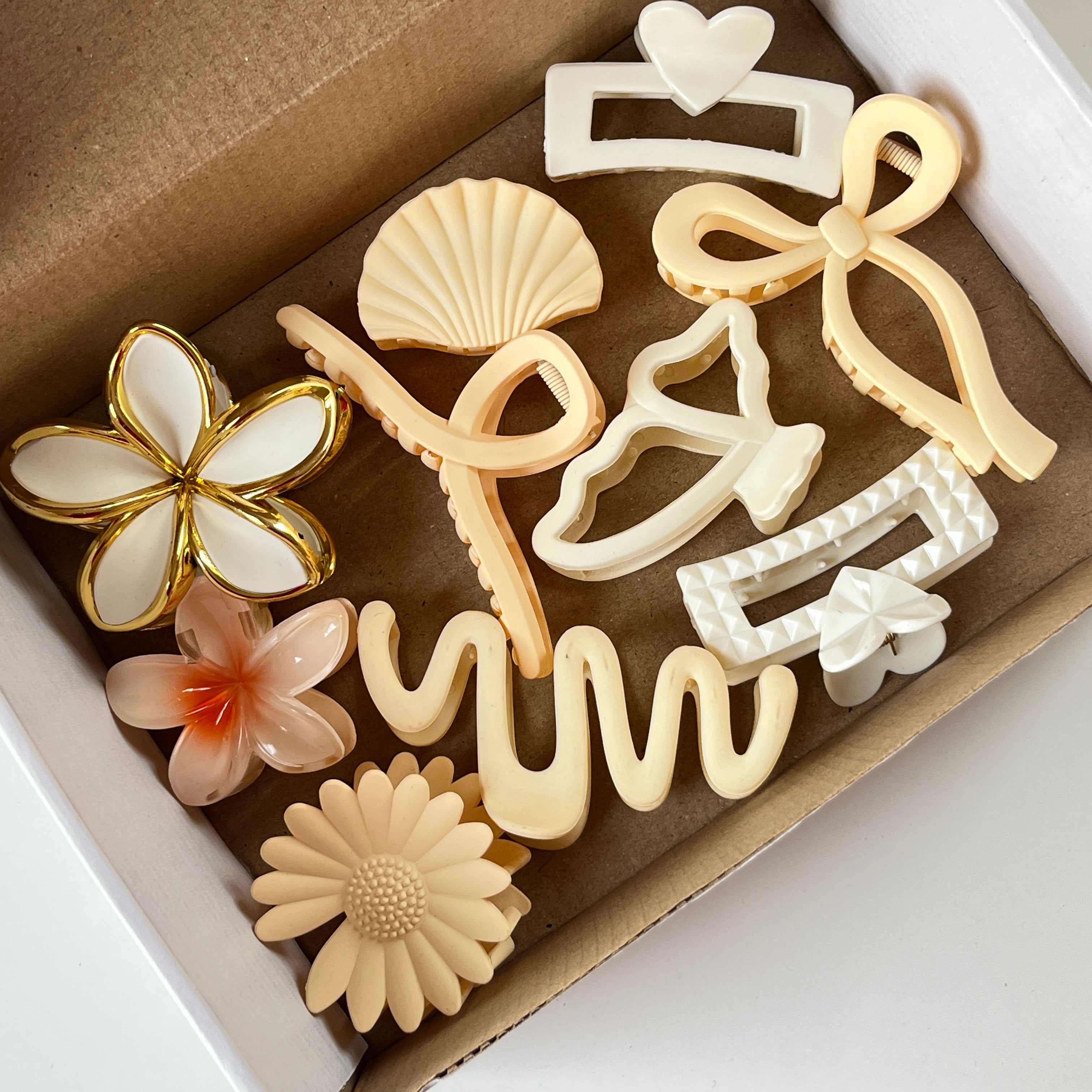 Cream Beige Claw Set of 10