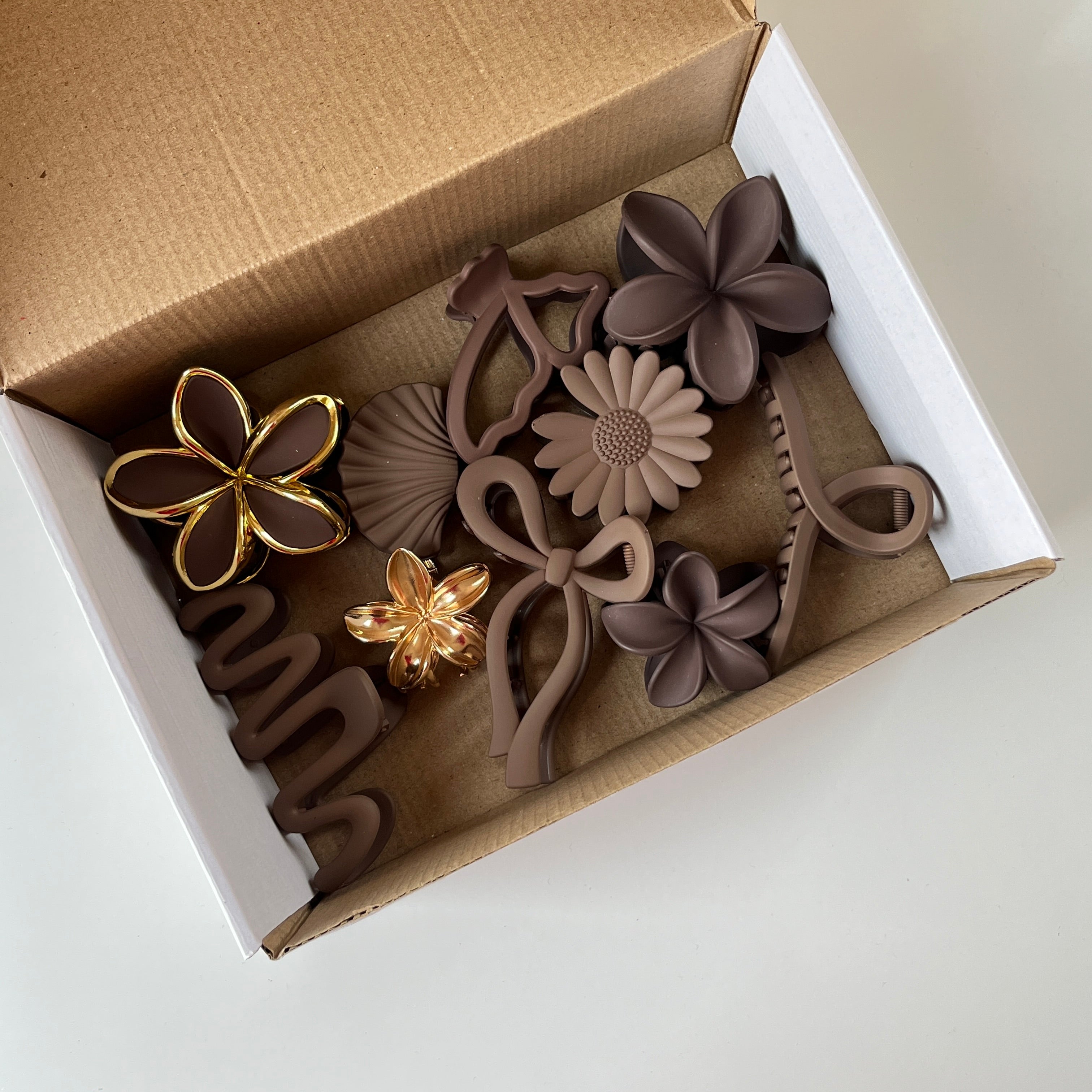 Chocolate Brown Claw Set of 10