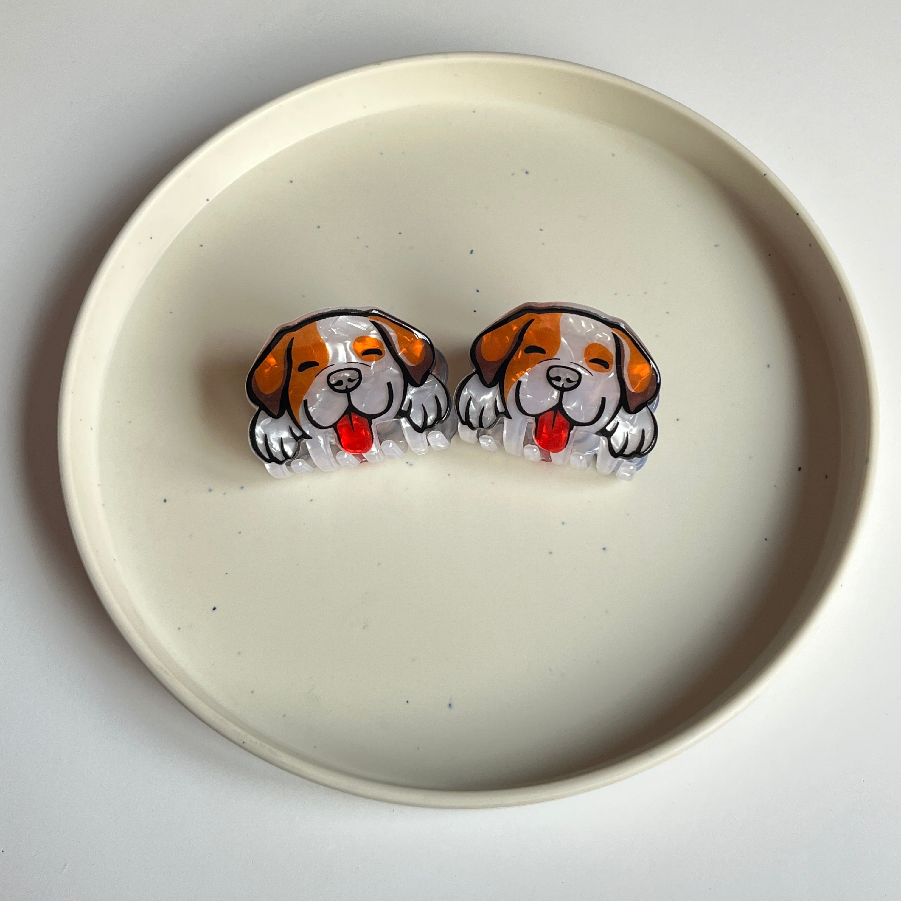 Beagle Dog Hair Claw