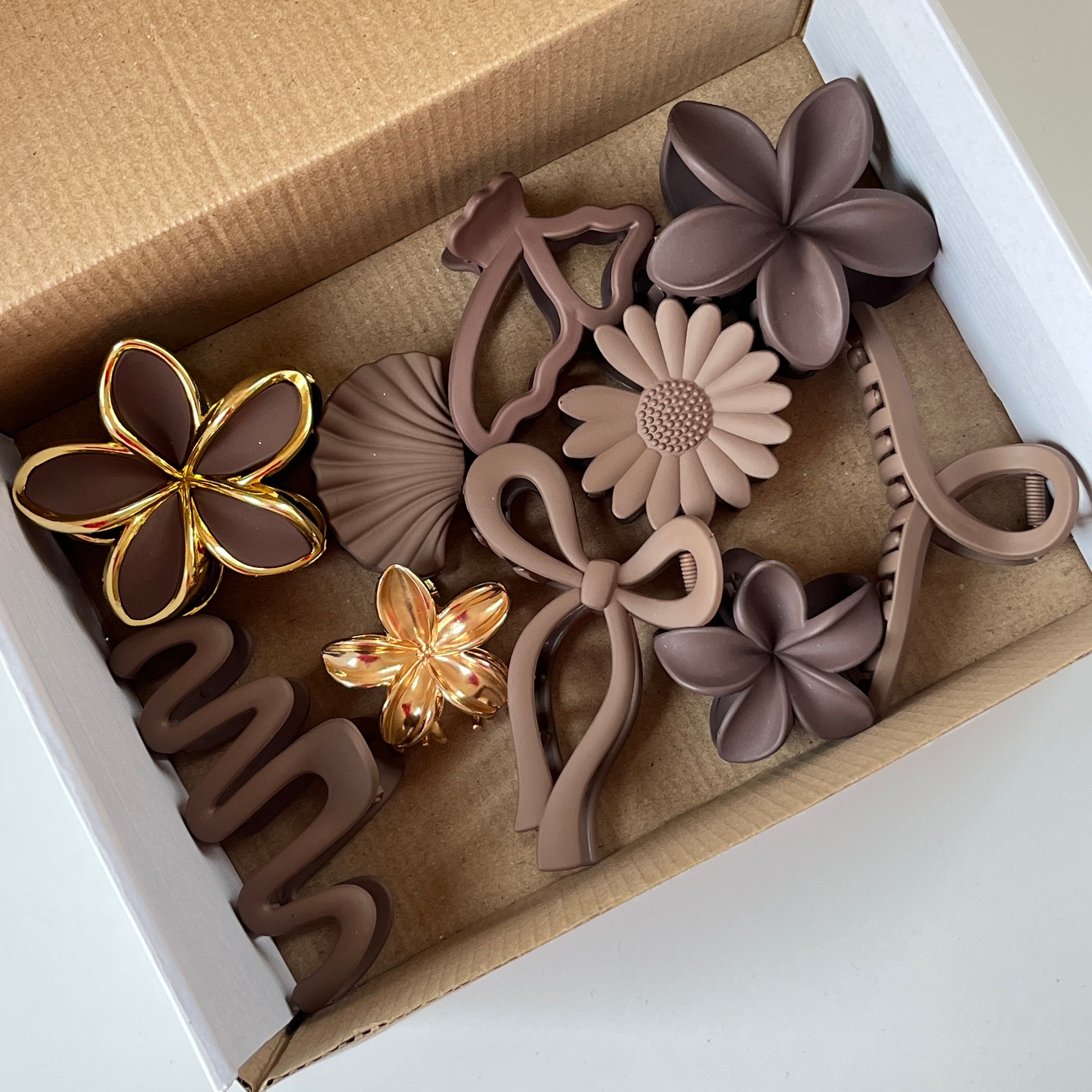 Chocolate Brown Claw Set of 10